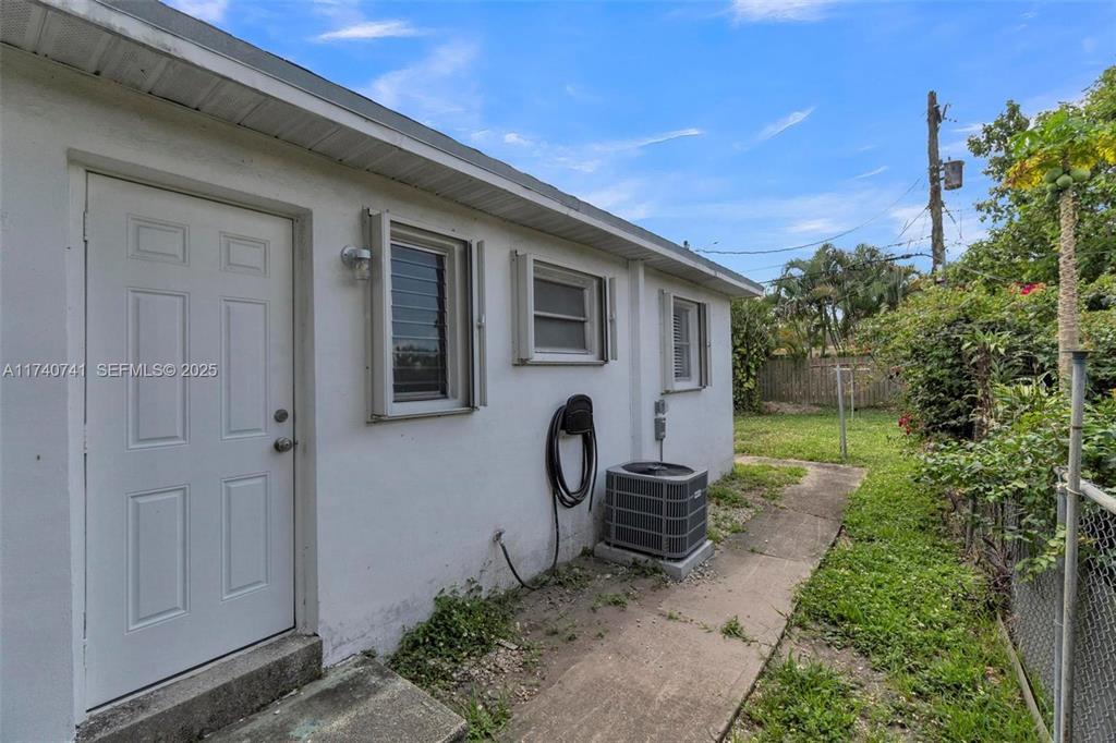 6340 Dawson Street Property Photo 29