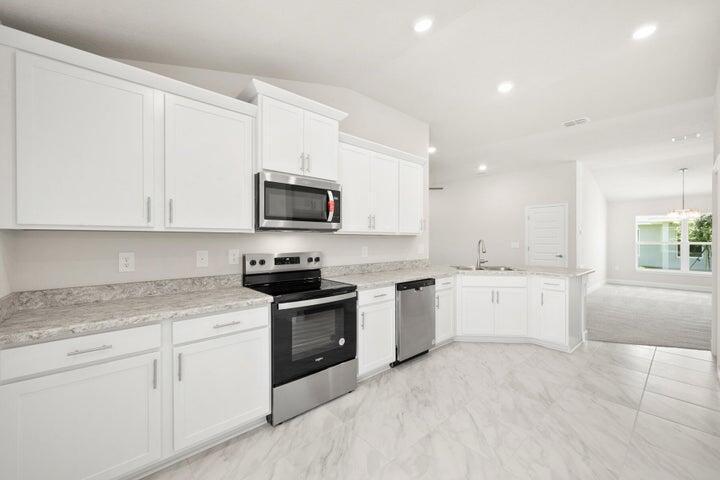 5530 Lugo Street Property Photo 5