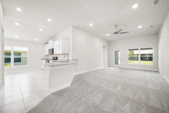 5530 Lugo Street Property Photo 6