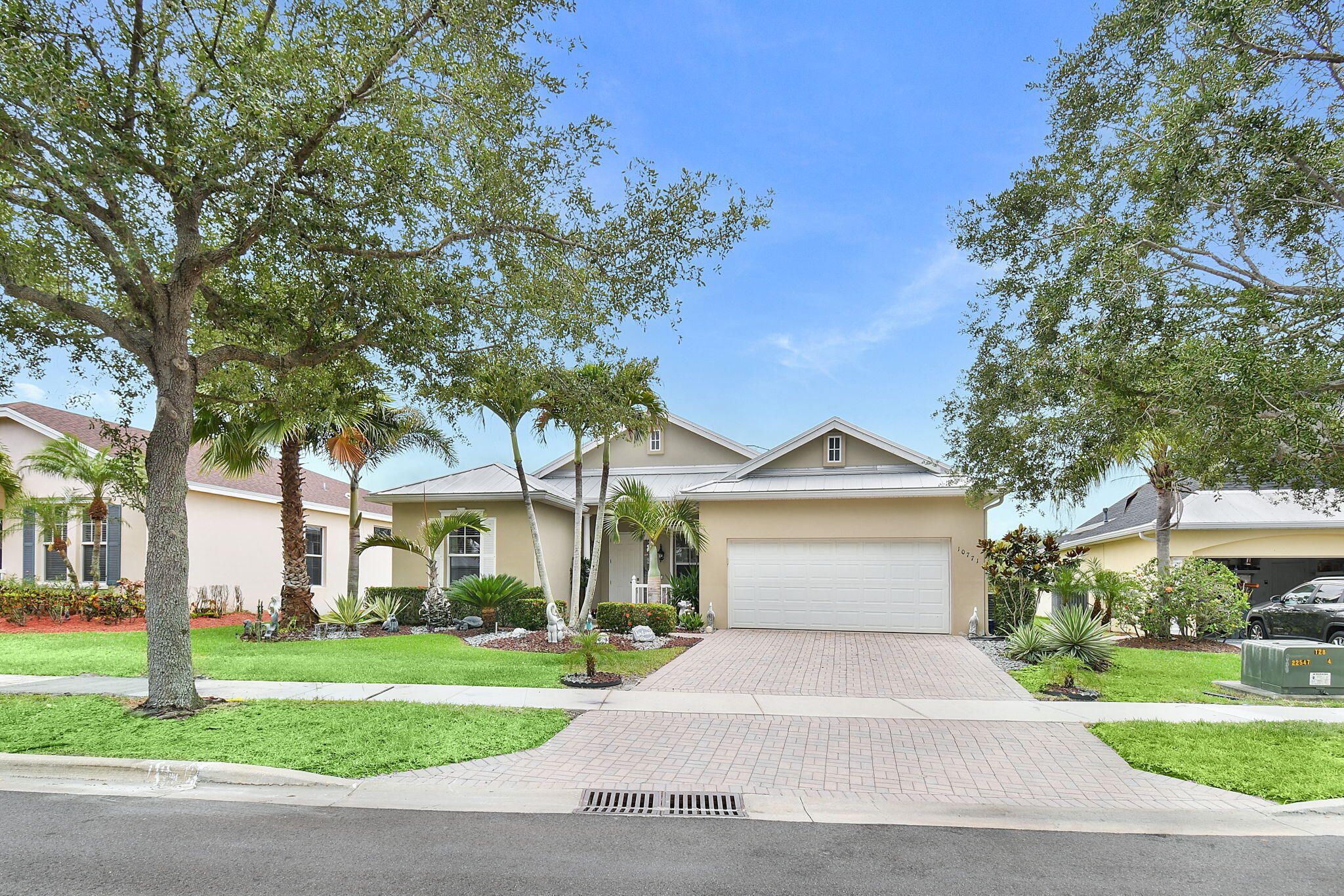 10771 Sw Waterway Lane Property Photo 1