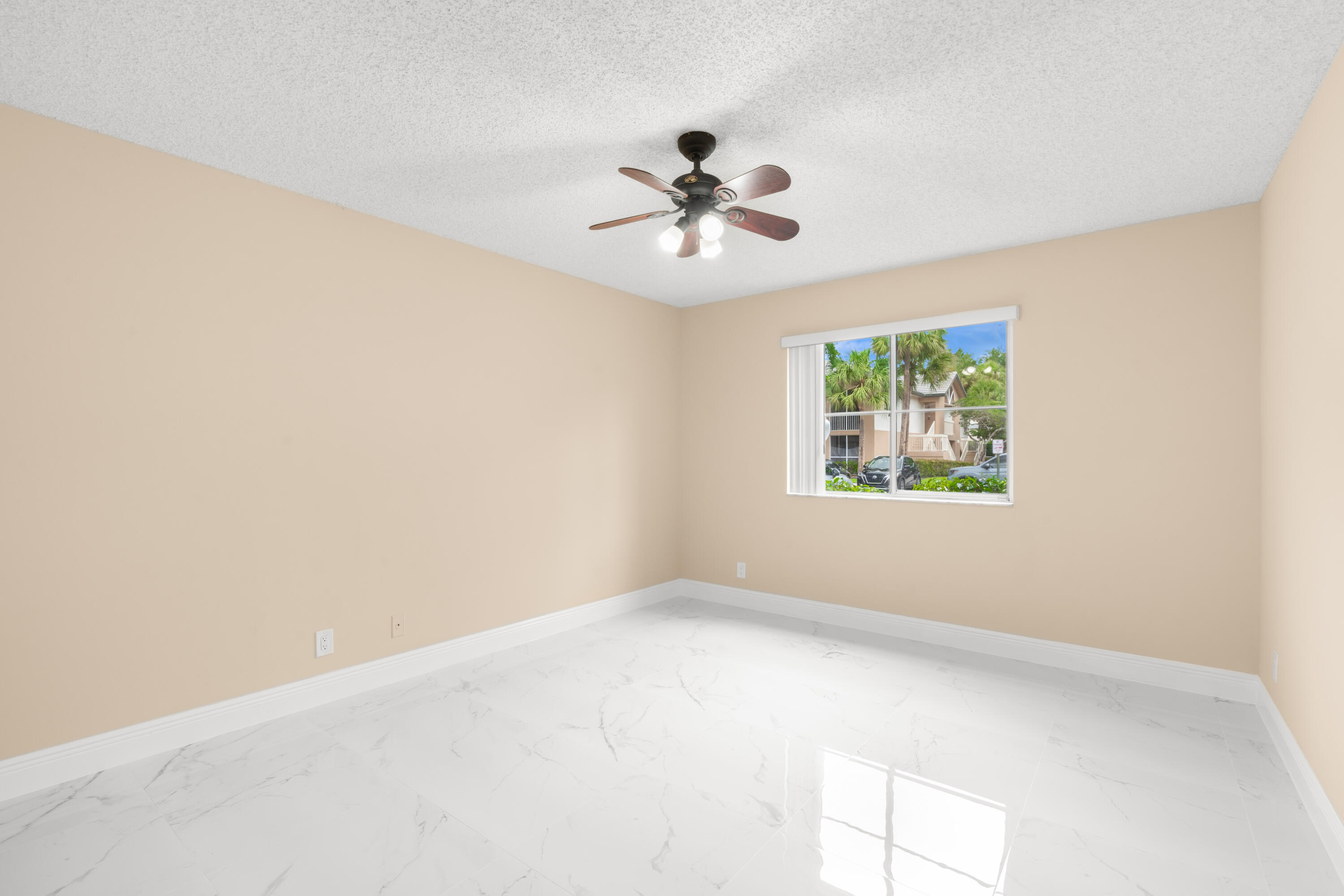 9855 Westview Drive 714 Property Photo 21