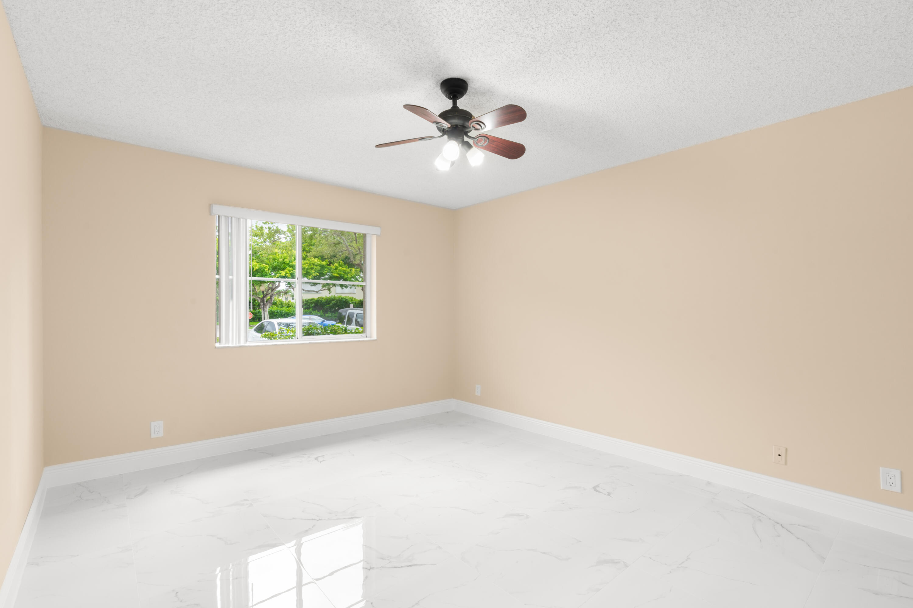 9855 Westview Drive 714 Property Photo 22