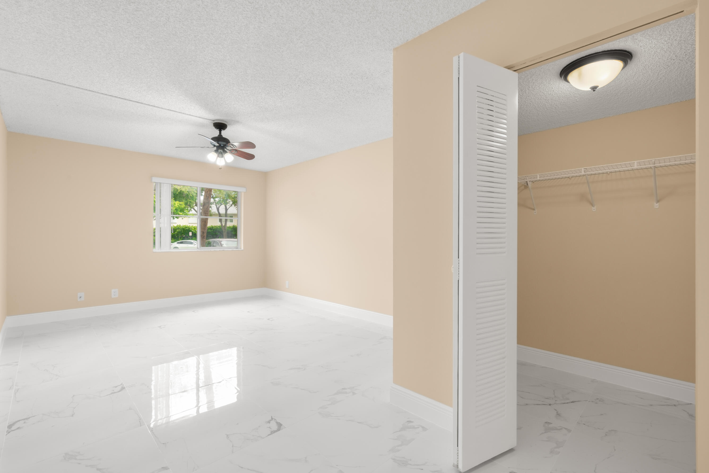 9855 Westview Drive 714 Property Photo 25