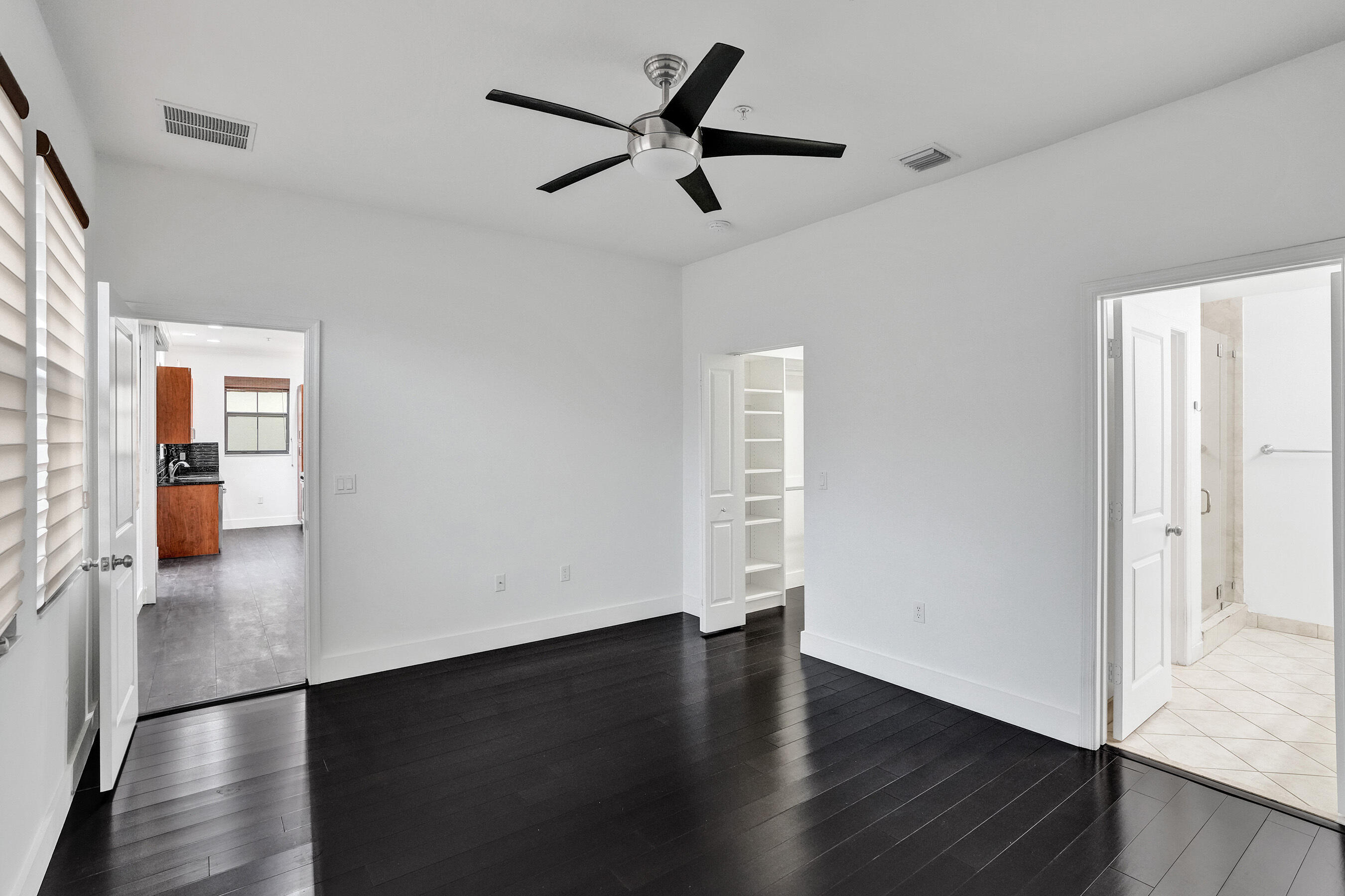 12662 Nw 32nd Place Property Photo 10
