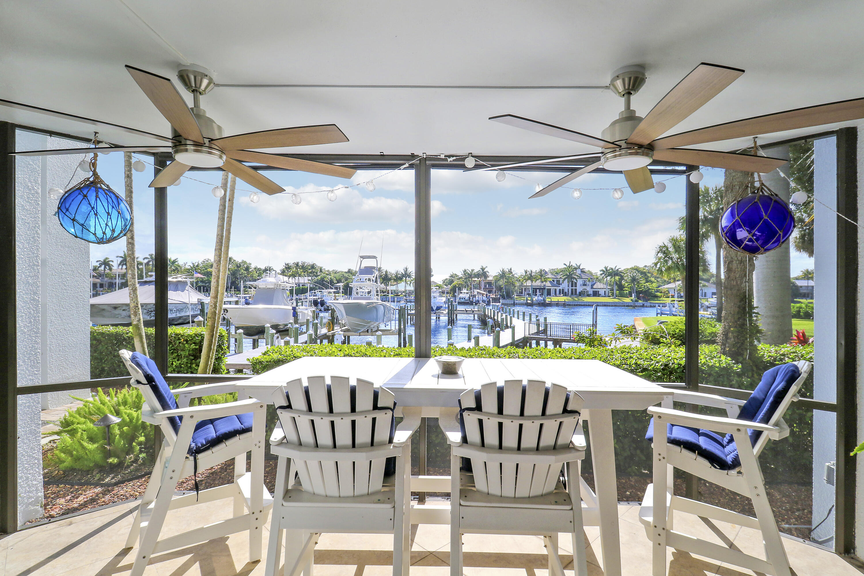 515 Bay Colony Drive N Property Photo 1