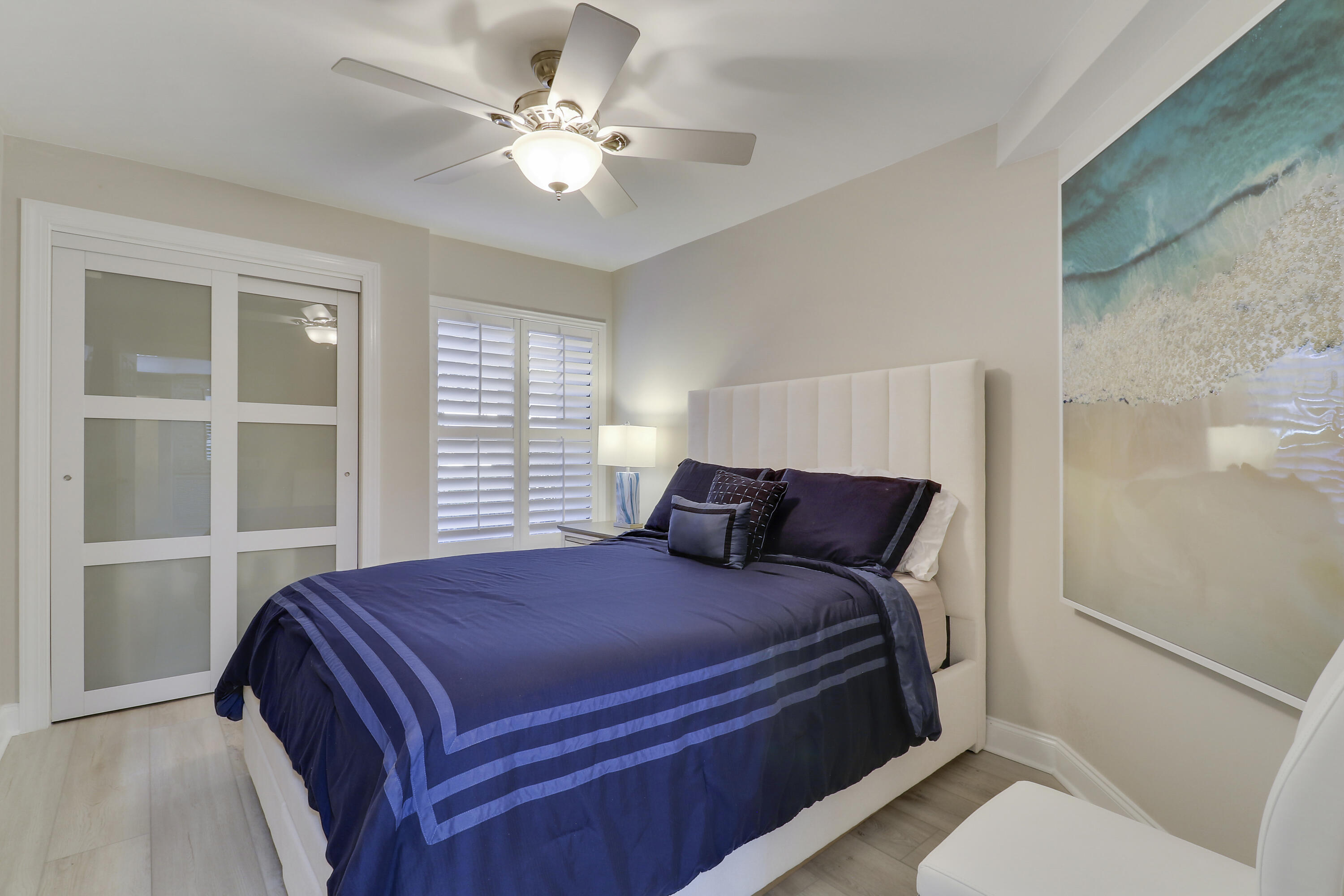 515 Bay Colony Drive N Property Photo 32