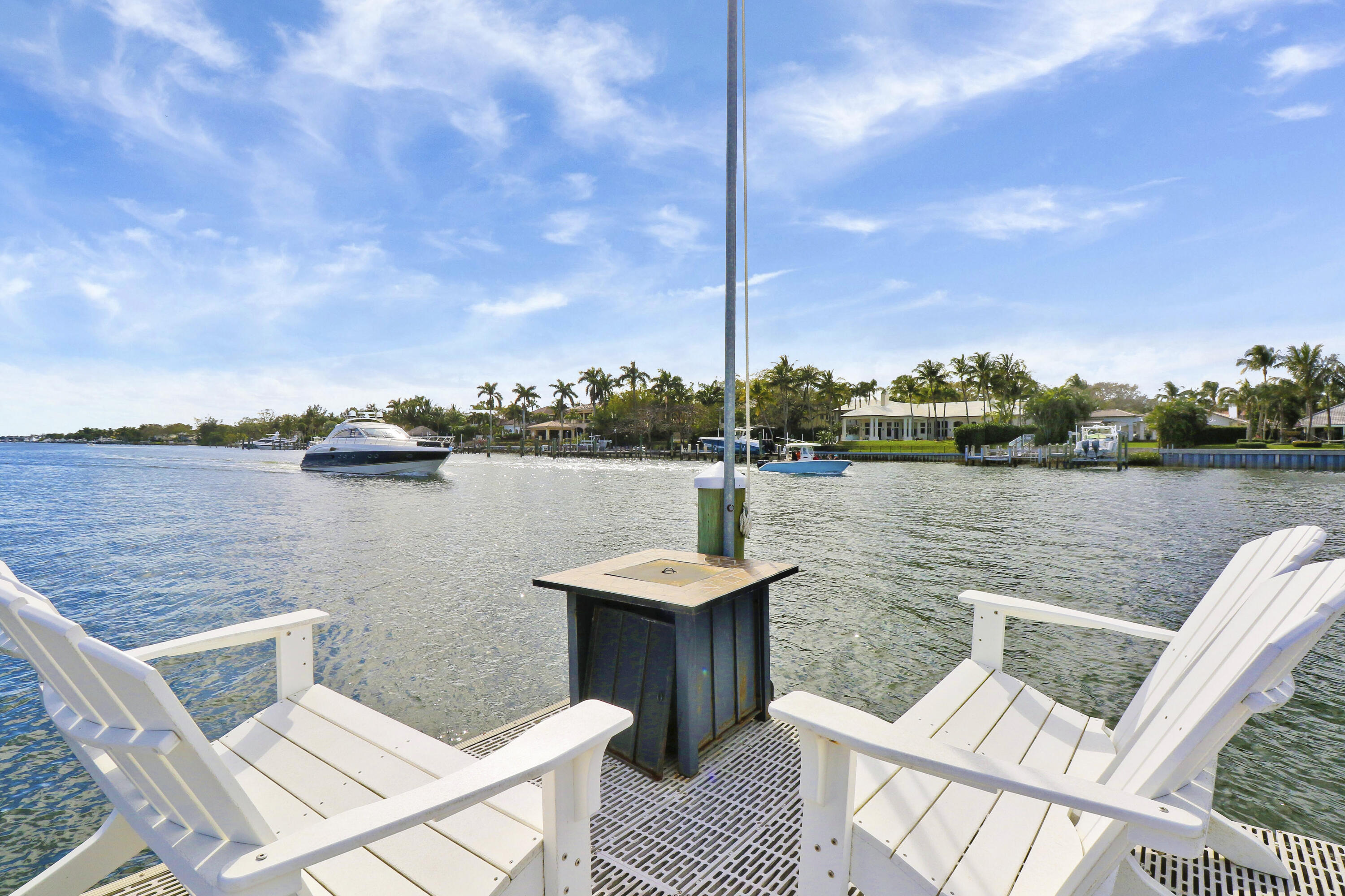 515 Bay Colony Drive N Property Photo 44