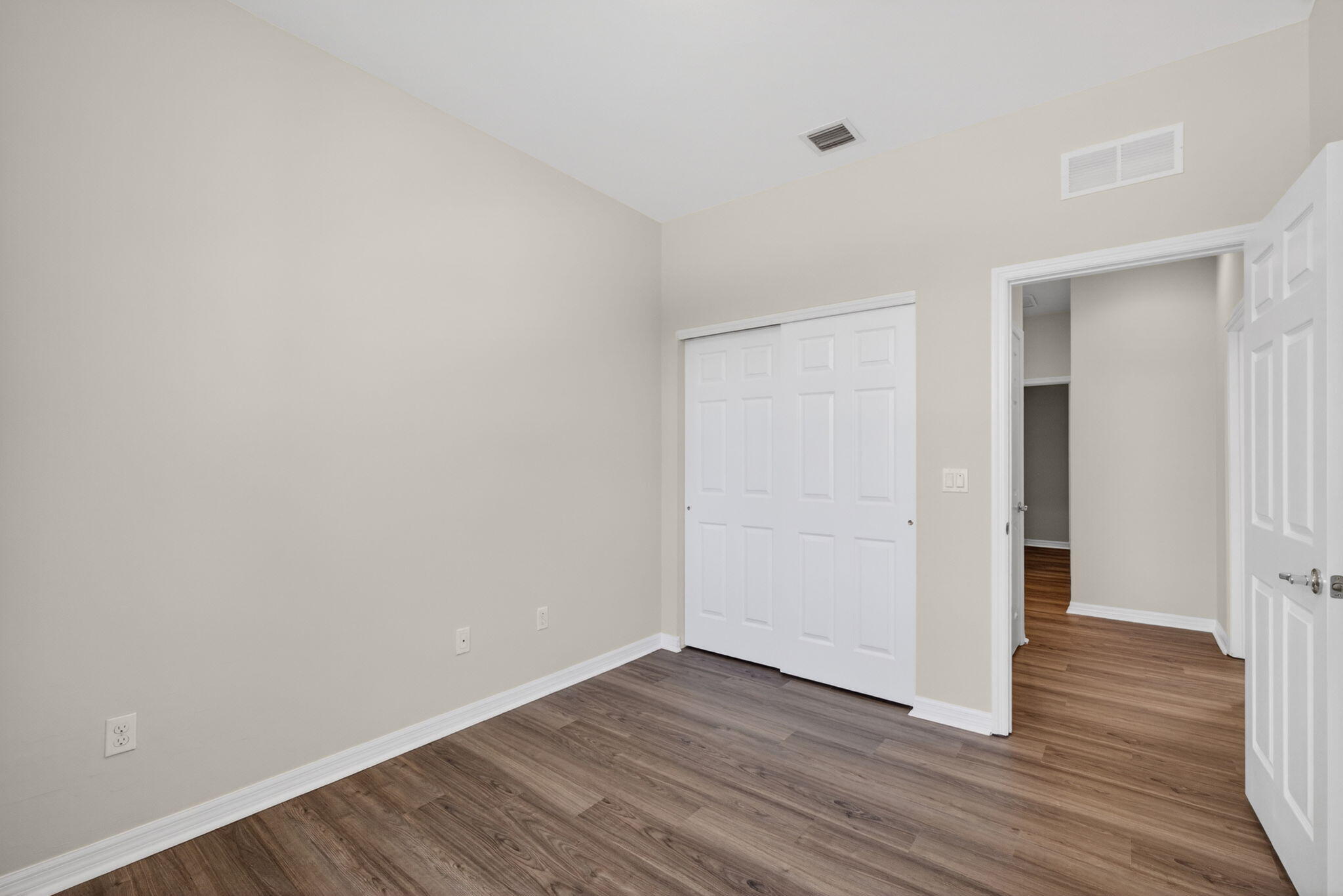 1126 Dakota Drive Property Photo 31