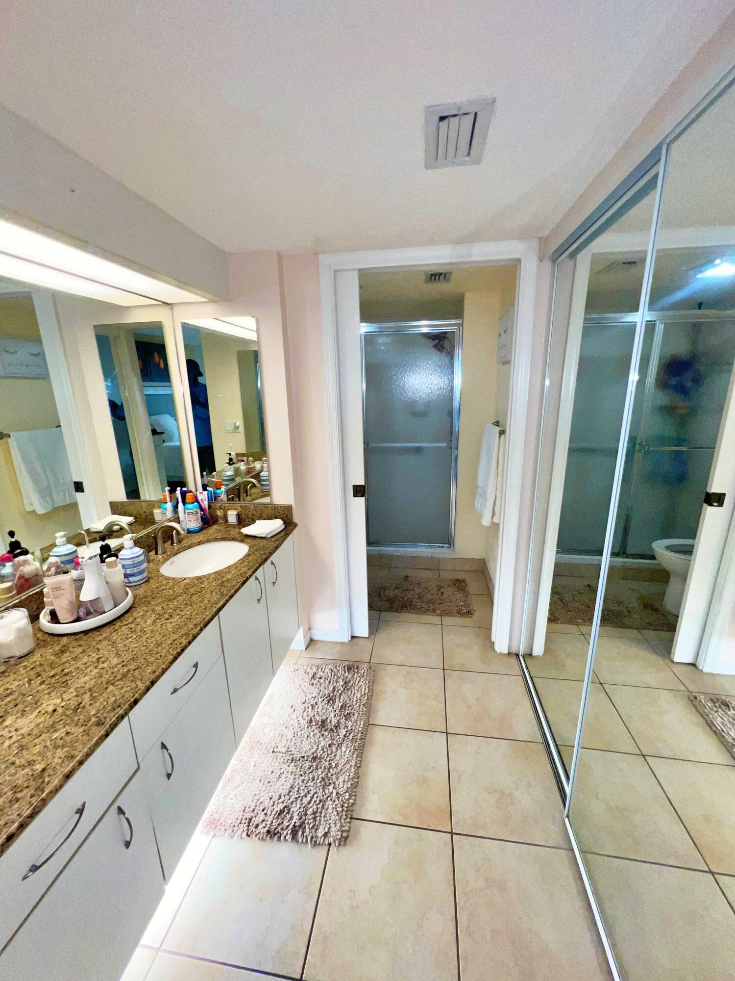 B26040656 Property Photo 24