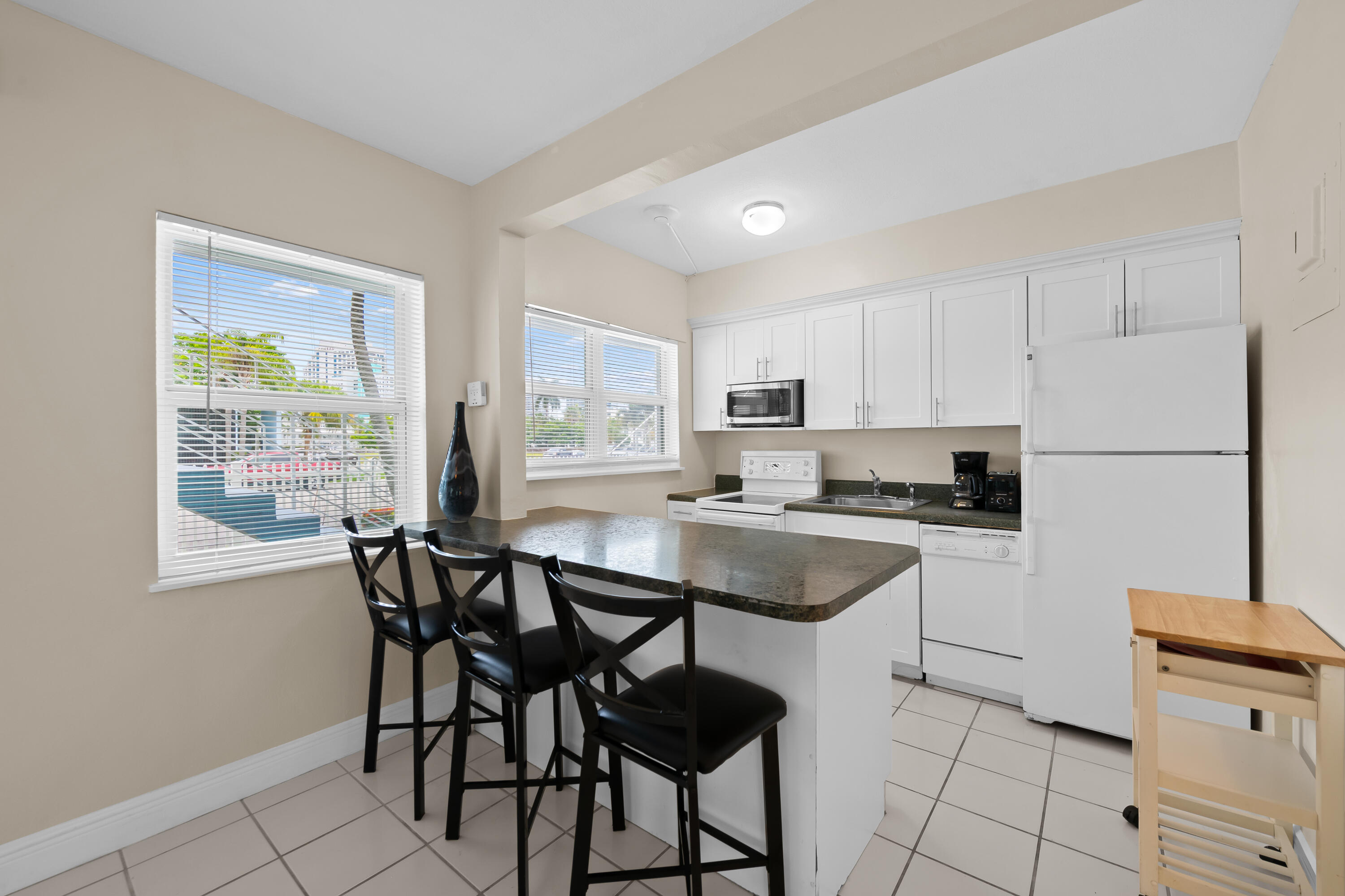 741 Bayshore Drive 16n Property Photo 7