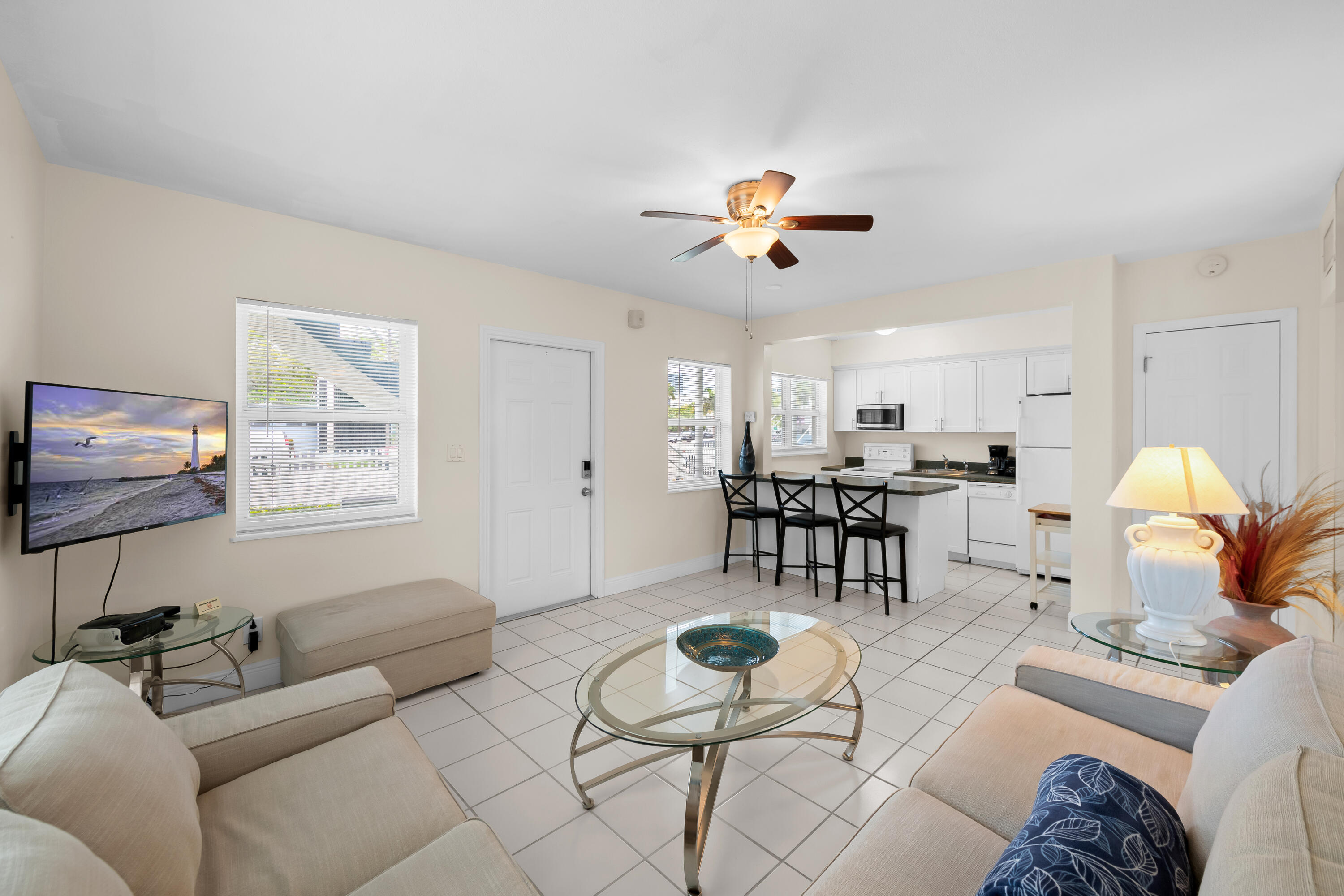 741 Bayshore Drive 16n Property Photo 8