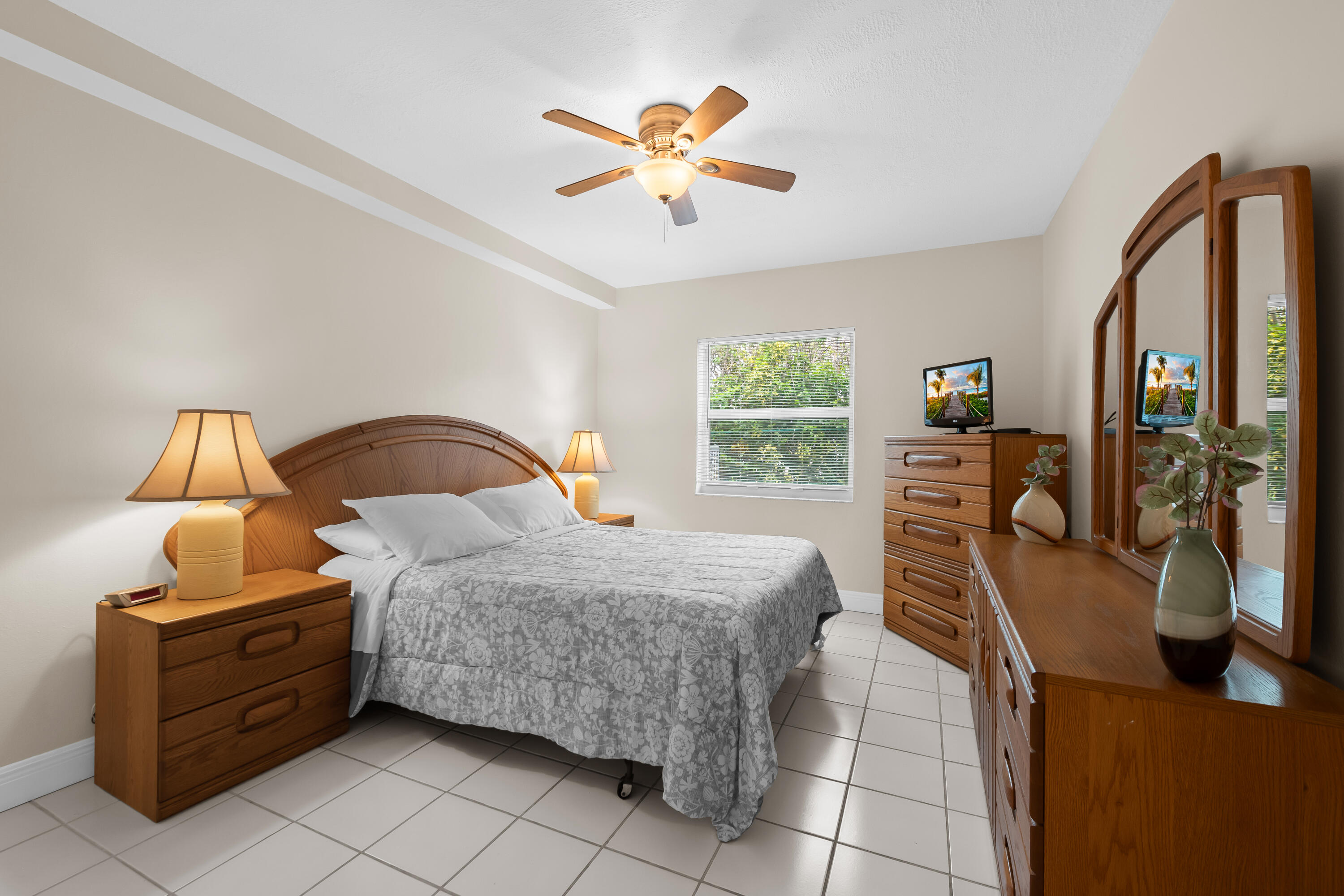 741 Bayshore Drive 16n Property Photo 11