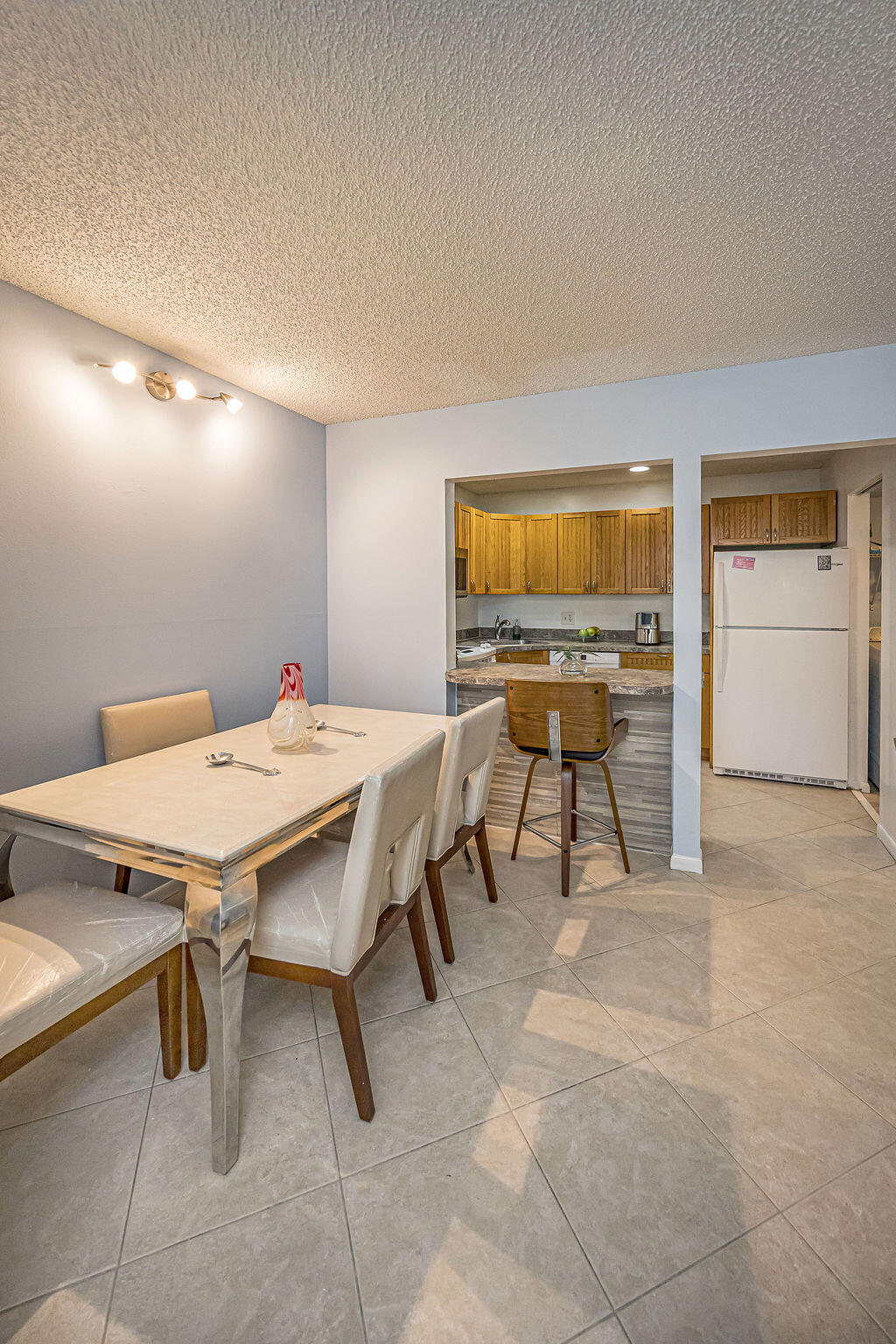 539 Shady Pine Way B2 Property Photo 10