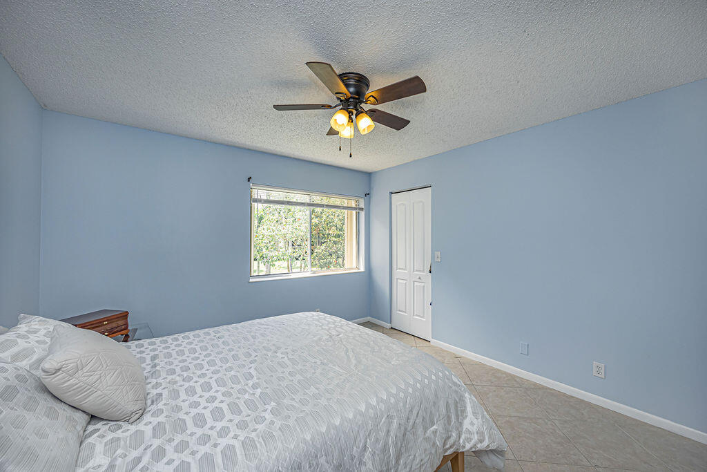 539 Shady Pine Way B2 Property Photo 19