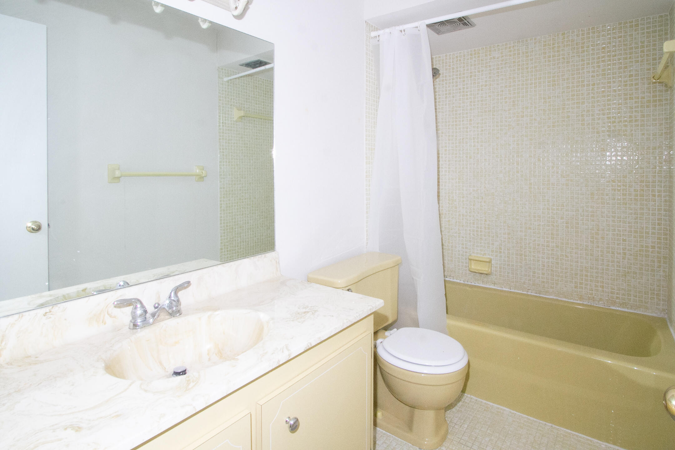 22735 Sw 66th Avenue 207 Property Photo 25