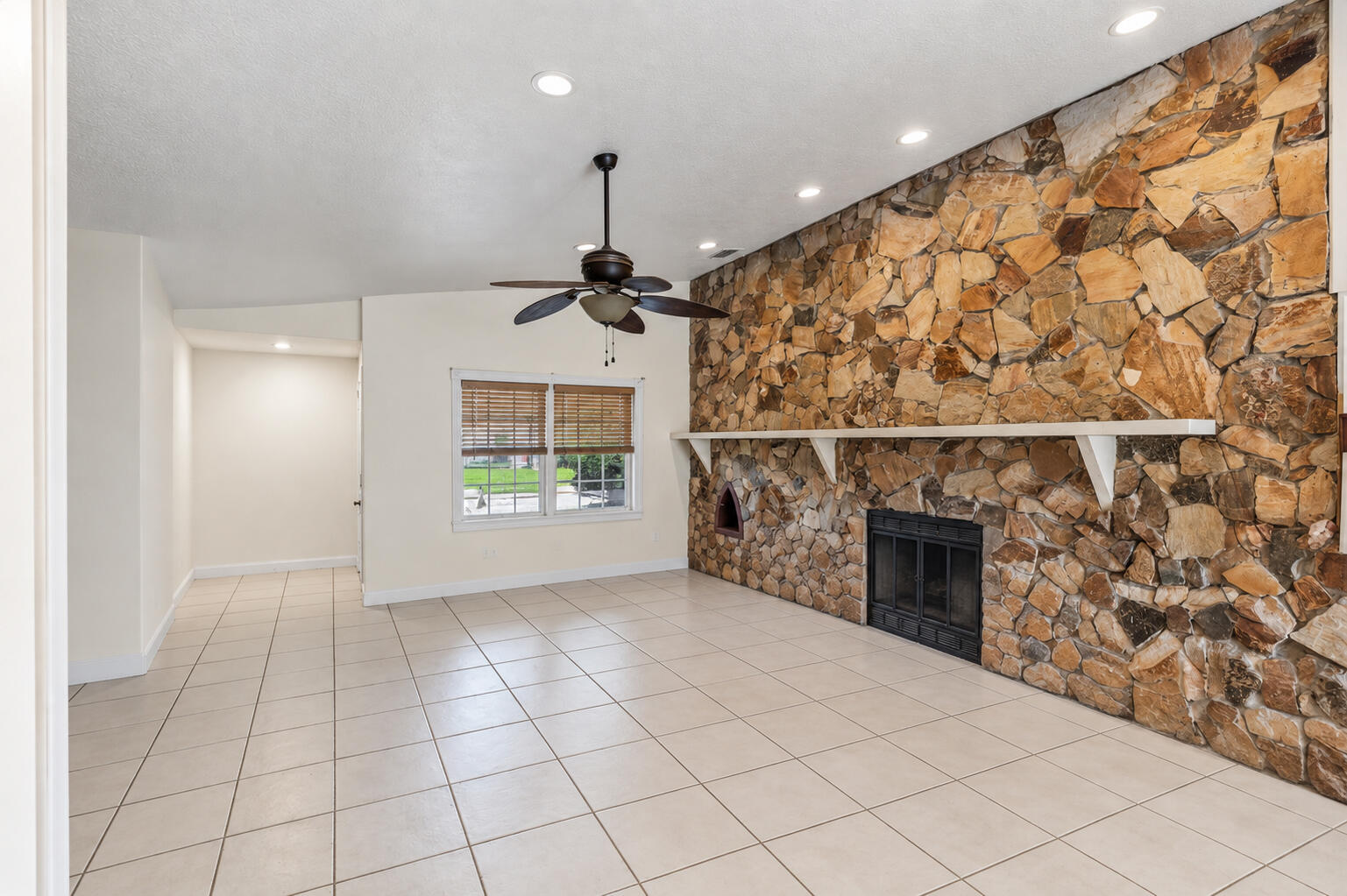 11951 Sw 51st Street Property Photo 3