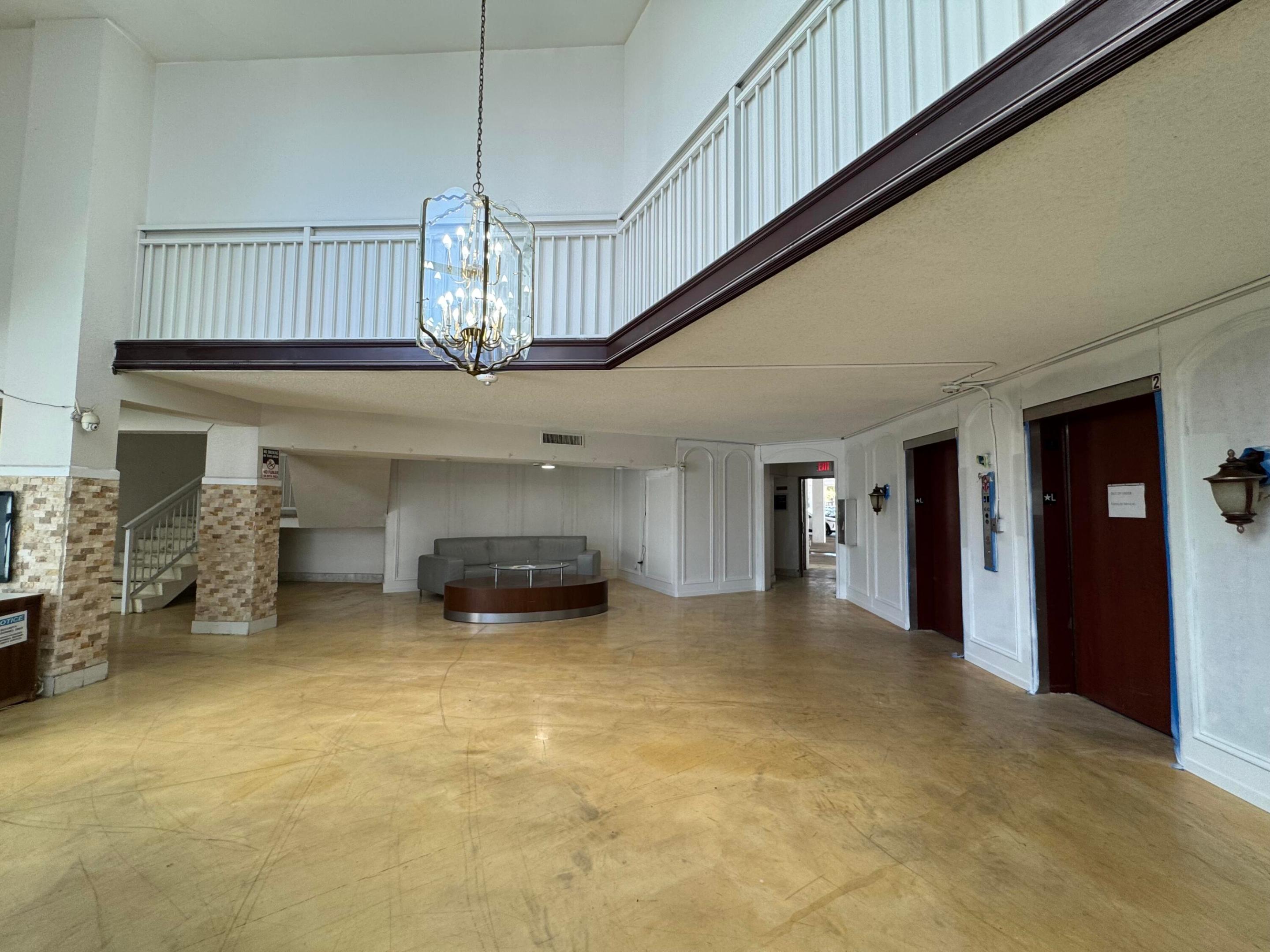 2025 Ne 164th Street 601 Property Photo 2