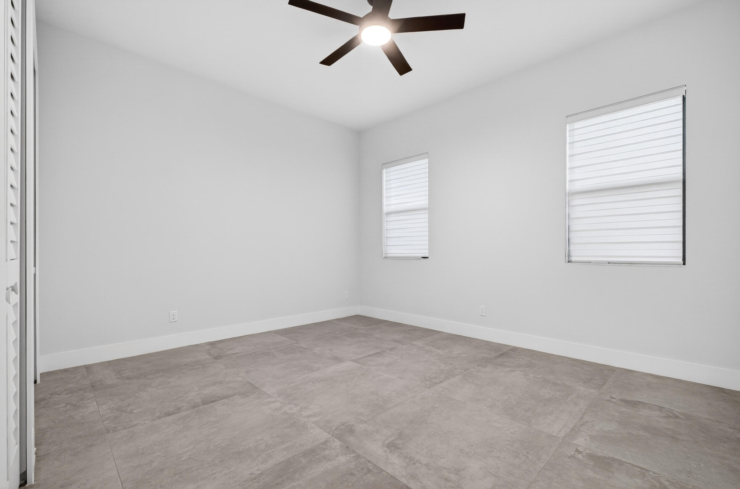 17655 44th Place N Property Photo 31