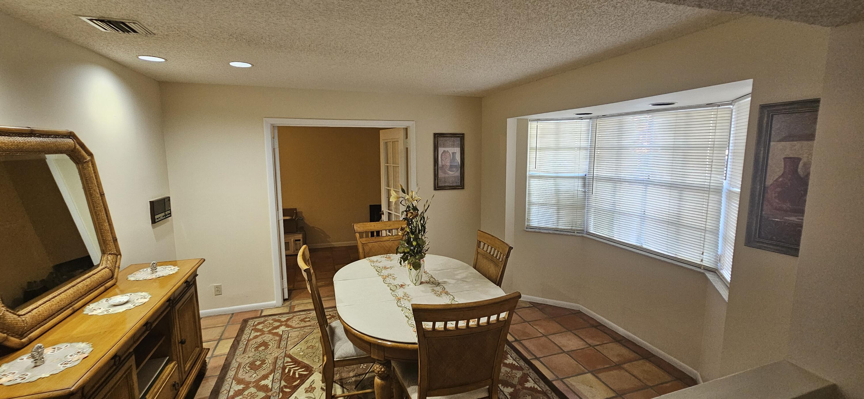 11453 Lakeview Drive 4a Property Photo 9