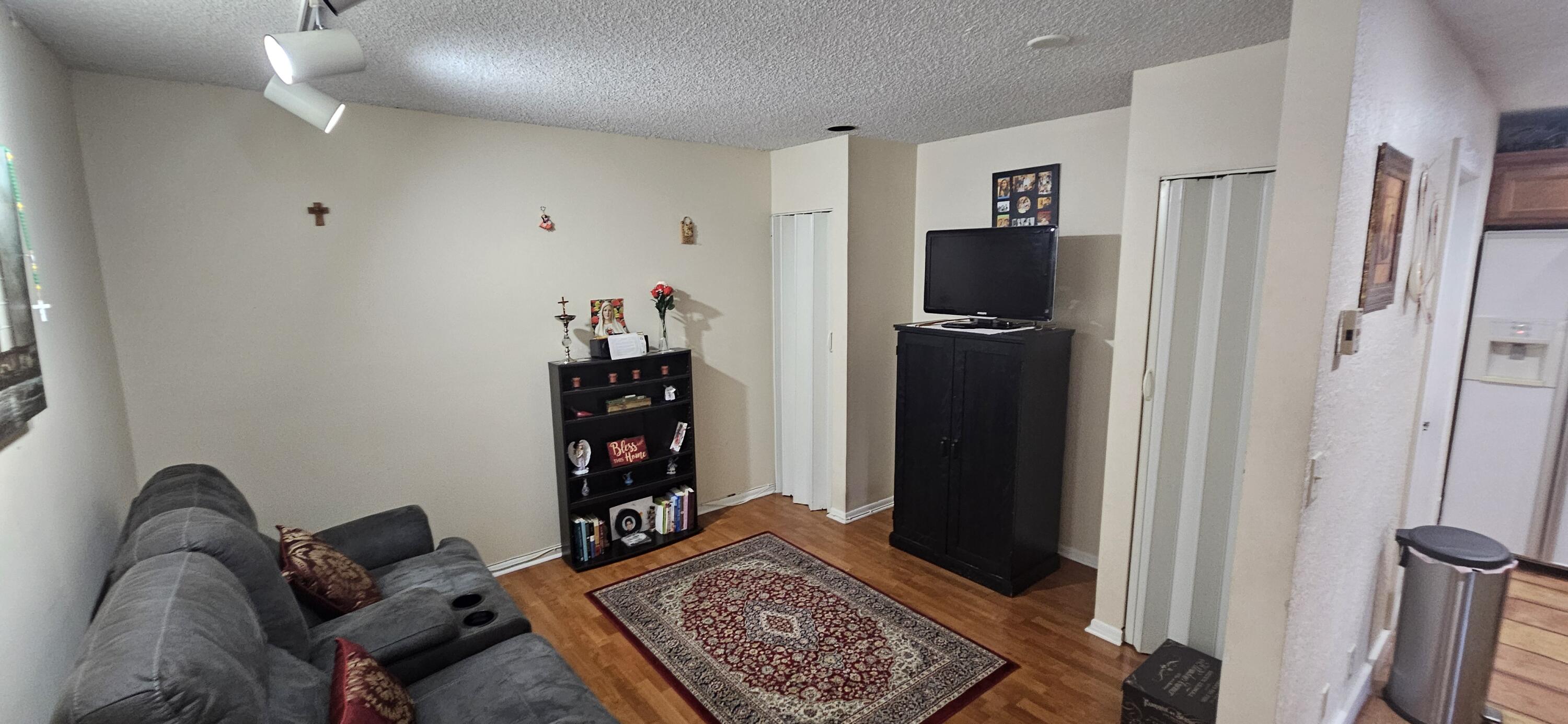11453 Lakeview Drive 4a Property Photo 24
