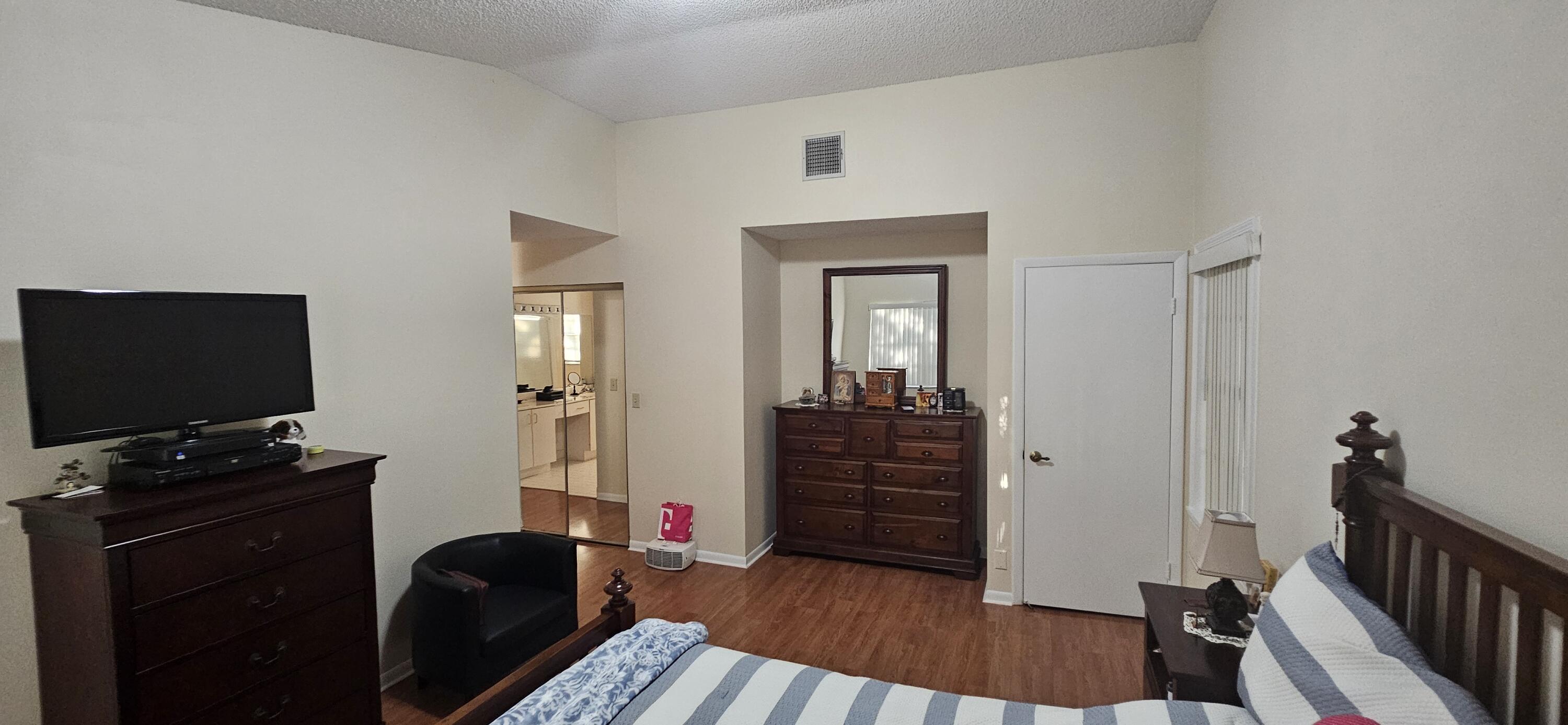 11453 Lakeview Drive 4a Property Photo 27