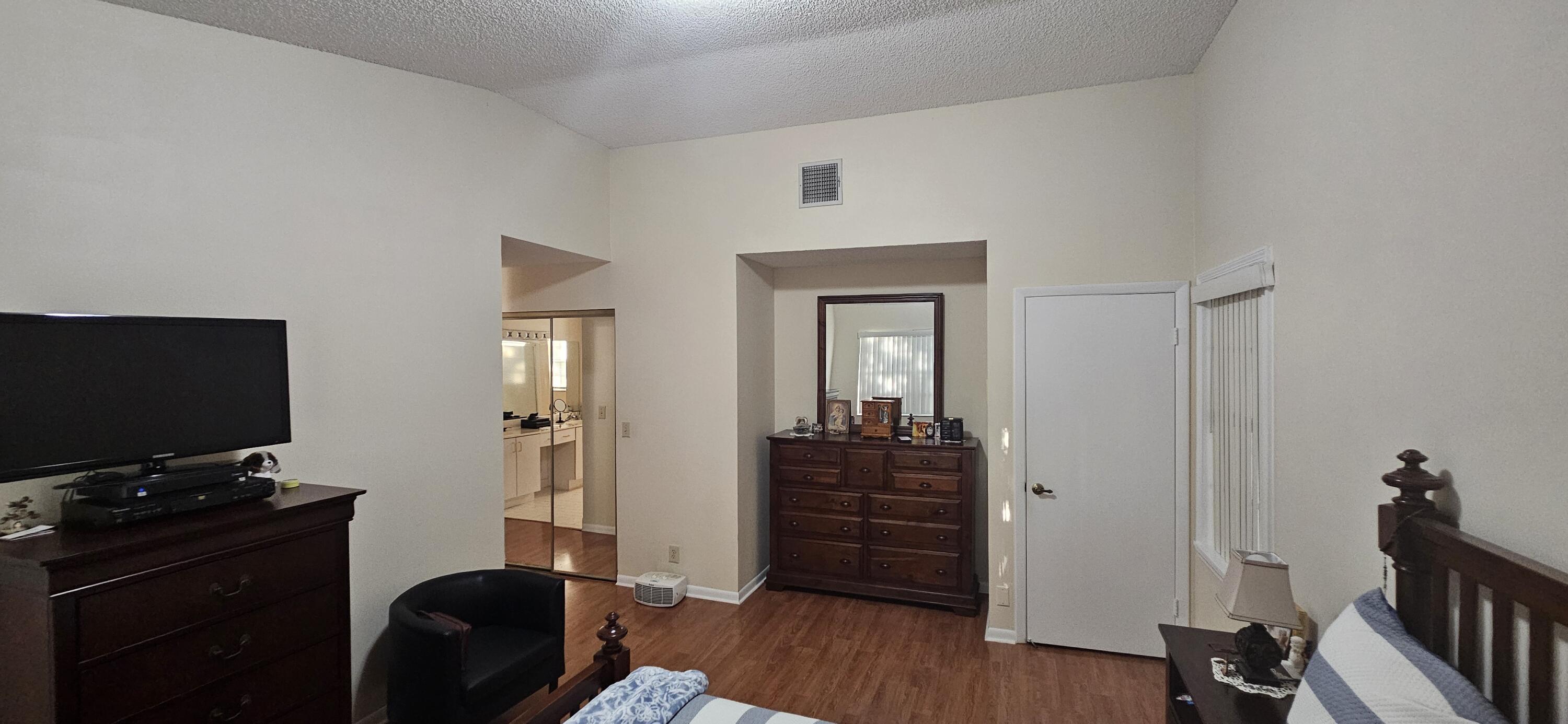 11453 Lakeview Drive 4a Property Photo 33