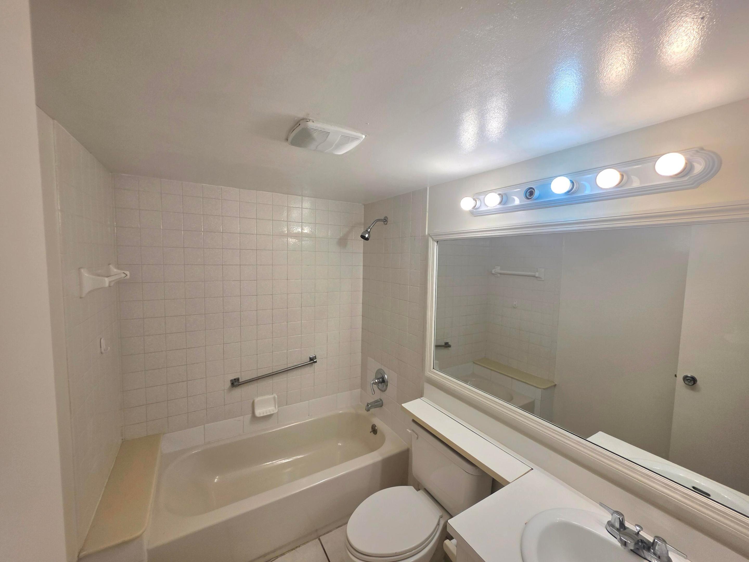 203 Foxtail Drive B3 Property Photo 8