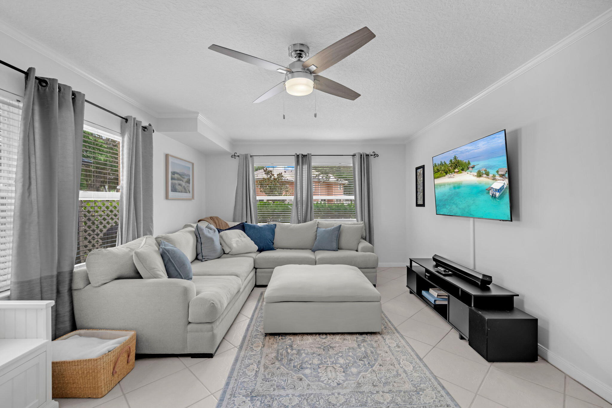 1805 Middleton Way Property Photo 8