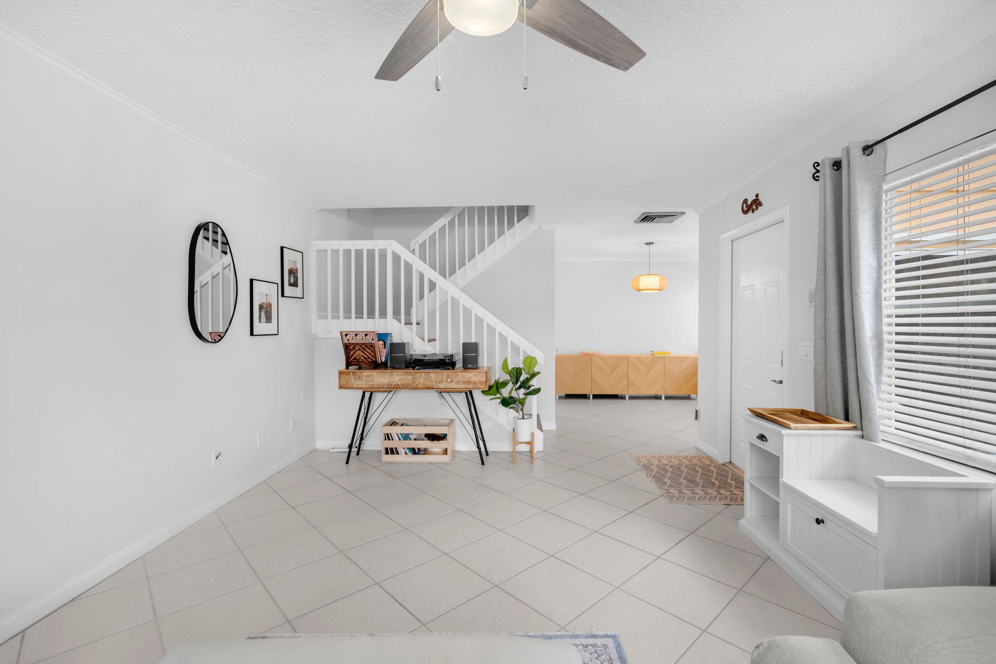 1805 Middleton Way Property Photo 11