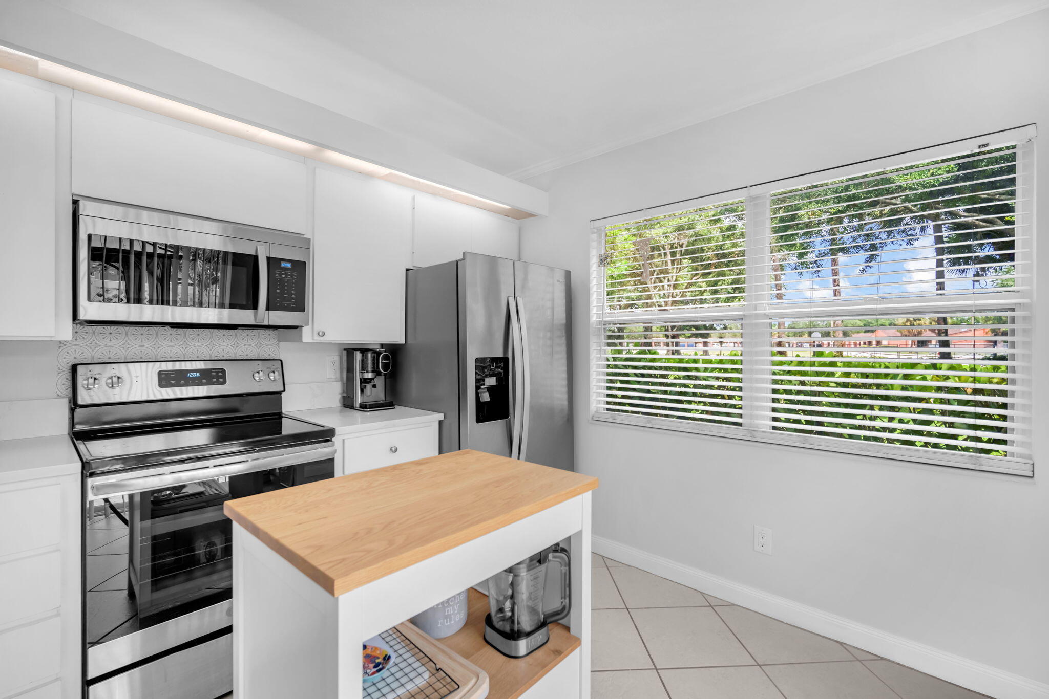 1805 Middleton Way Property Photo 17