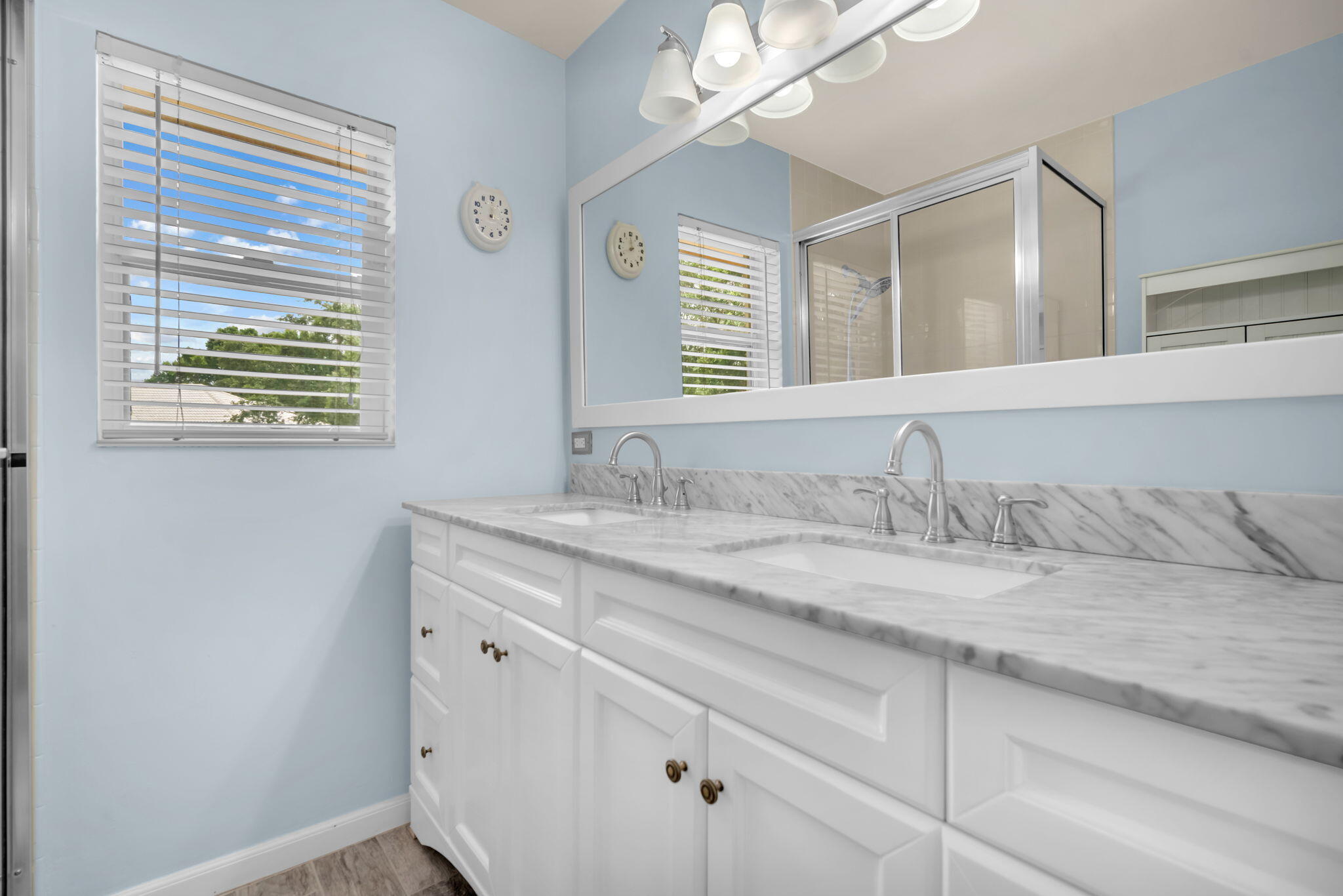 1805 Middleton Way Property Photo 22