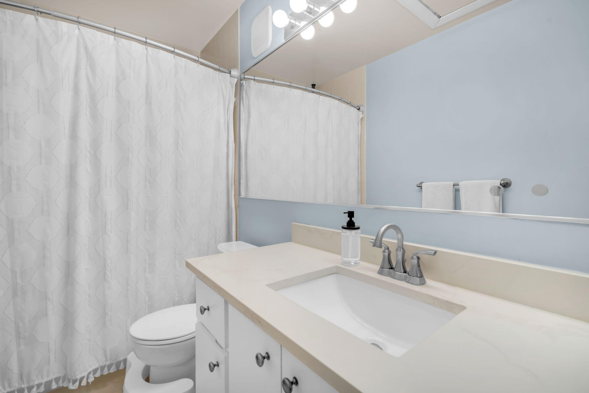 1805 Middleton Way Property Photo 26