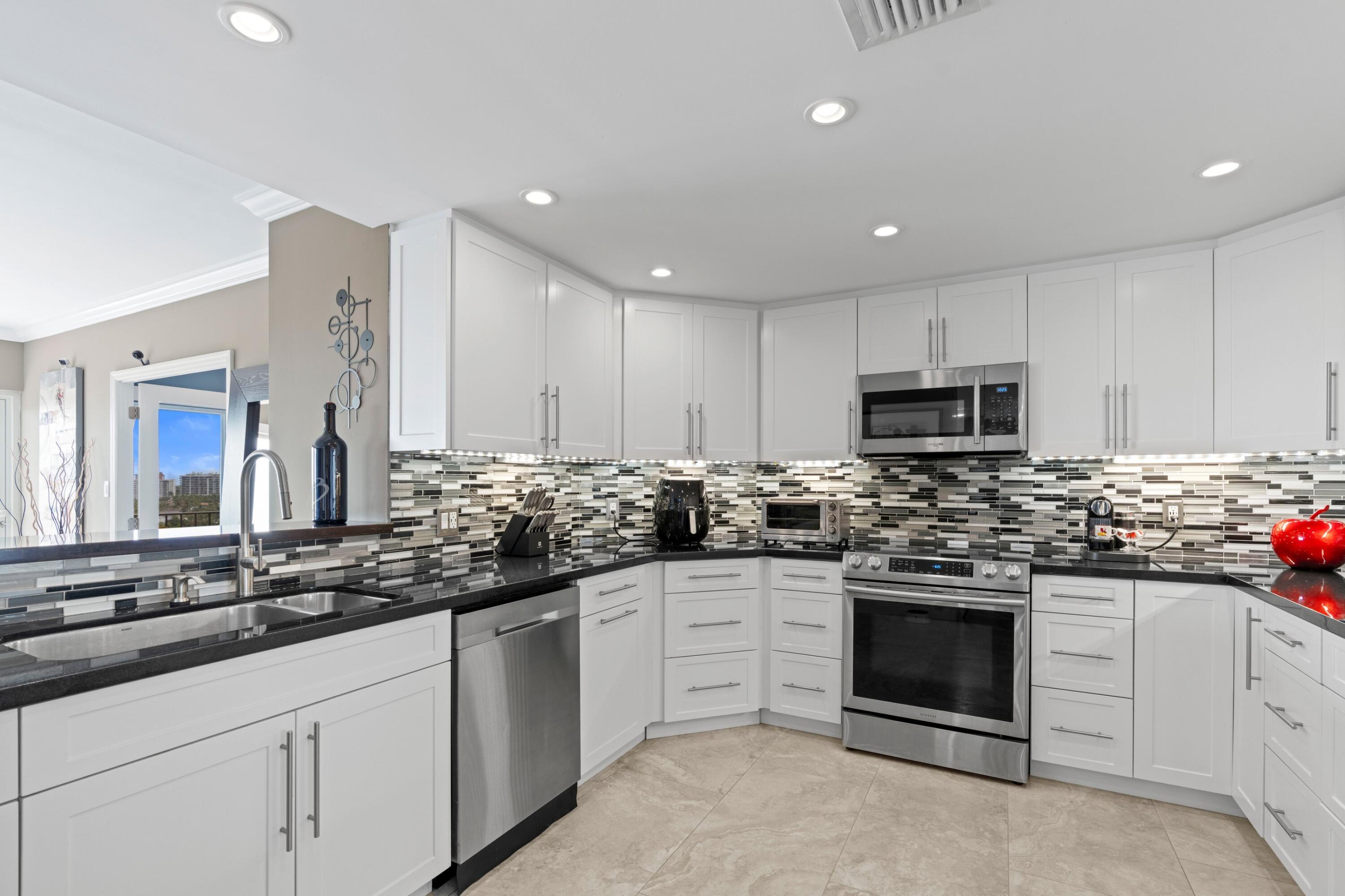 2500 E Las Olas Boulevard 1006 Property Photo 7