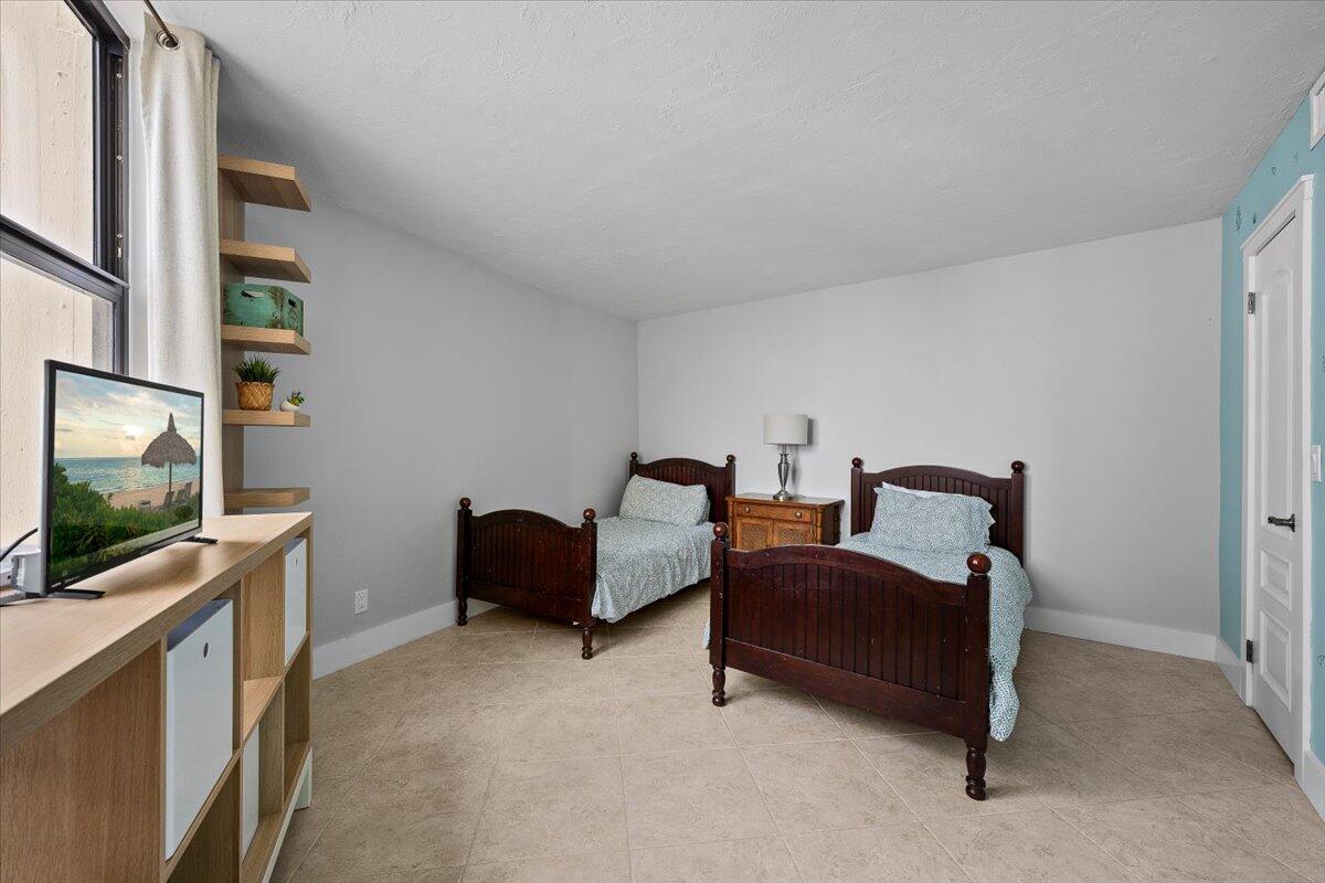 2800 N Ocean Drive A-18c Property Photo 15