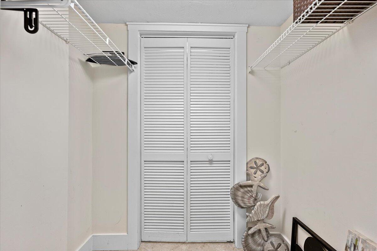 2800 N Ocean Drive A-18c Property Photo 19