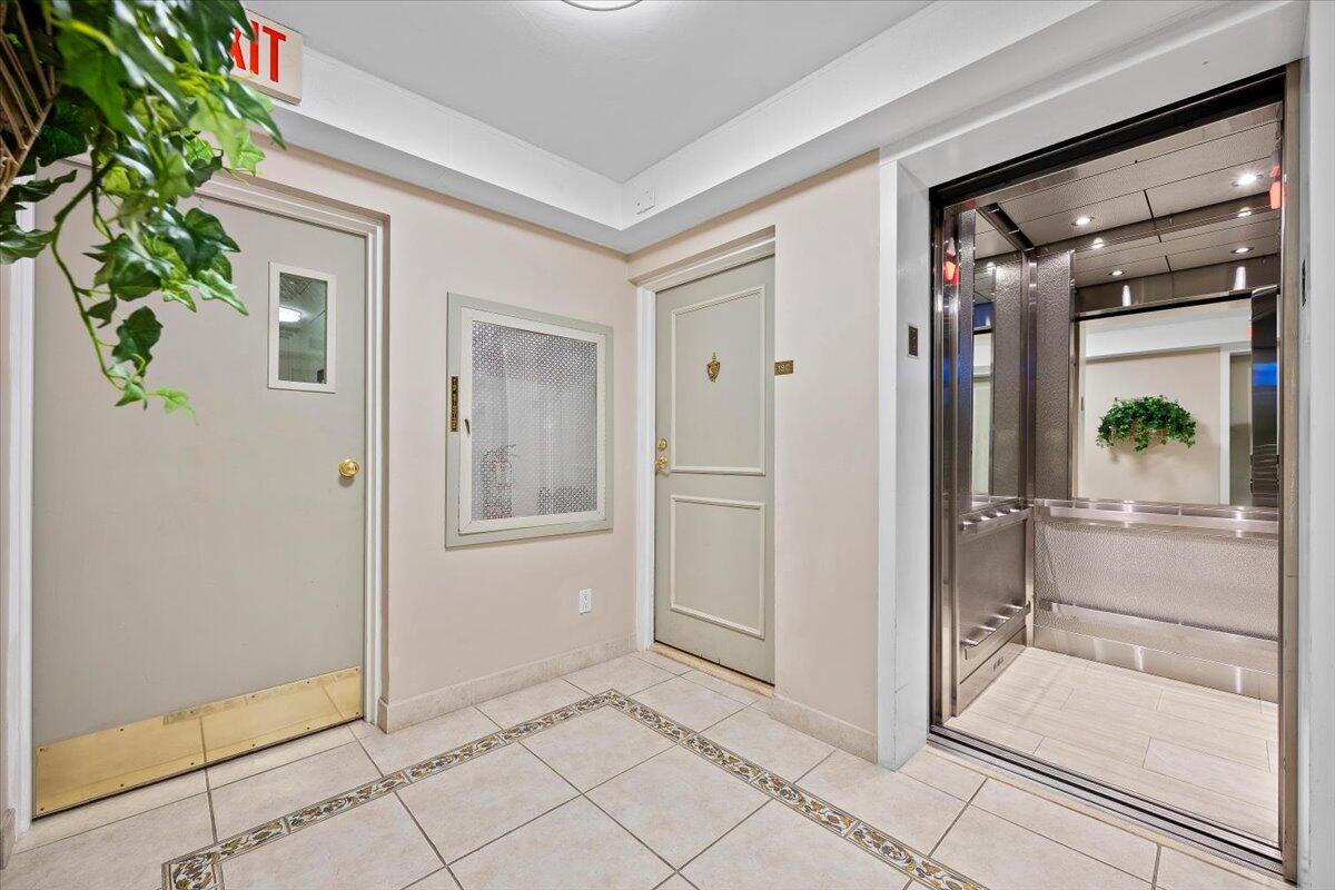 2800 N Ocean Drive A-18c Property Photo 39