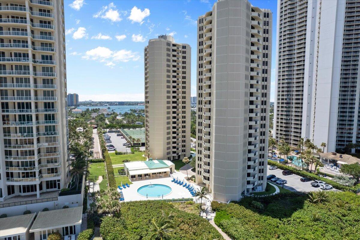 2800 N Ocean Drive A-18c Property Photo 41