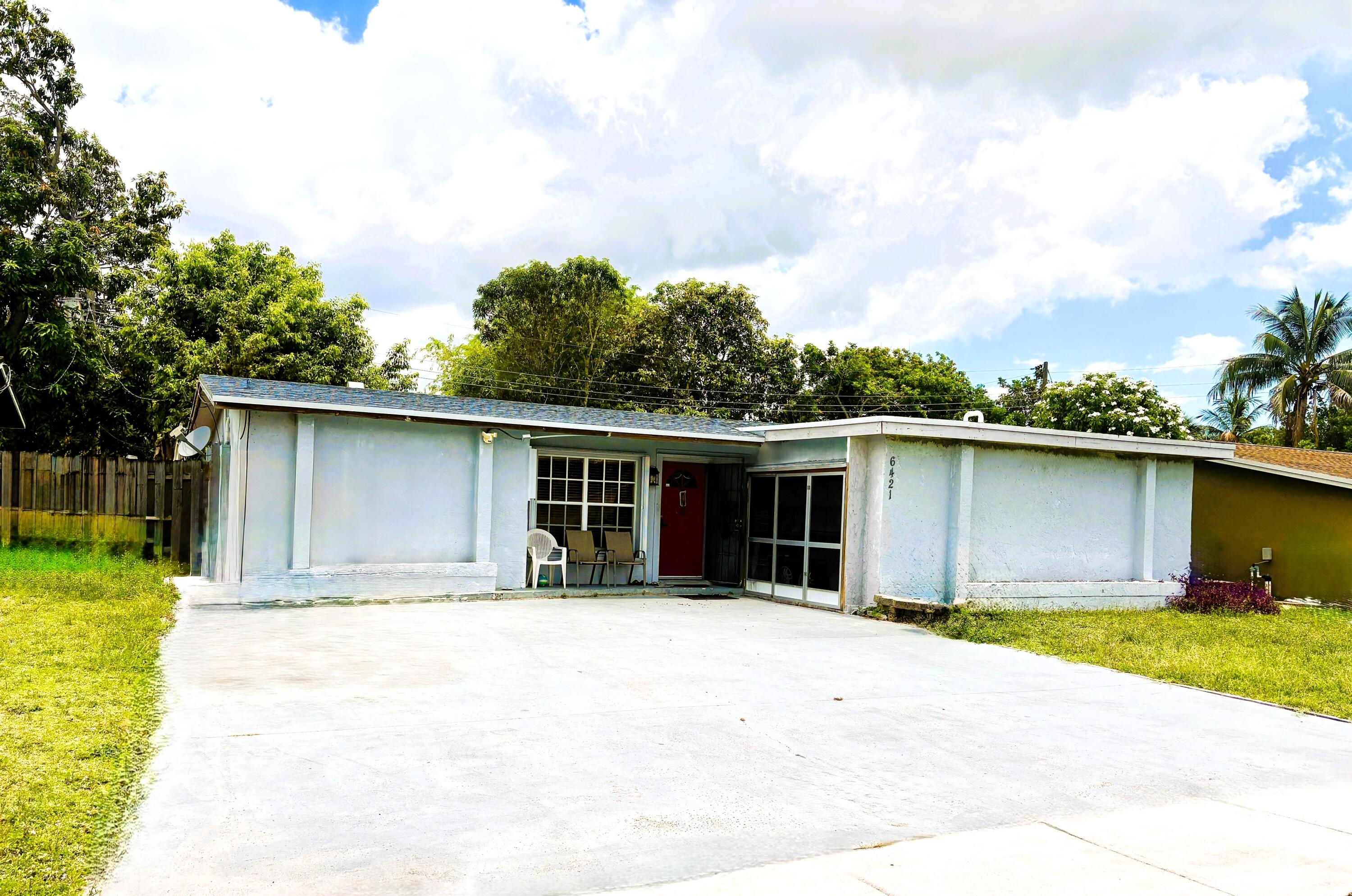 6421 Nw 29th Street Property Photo 1