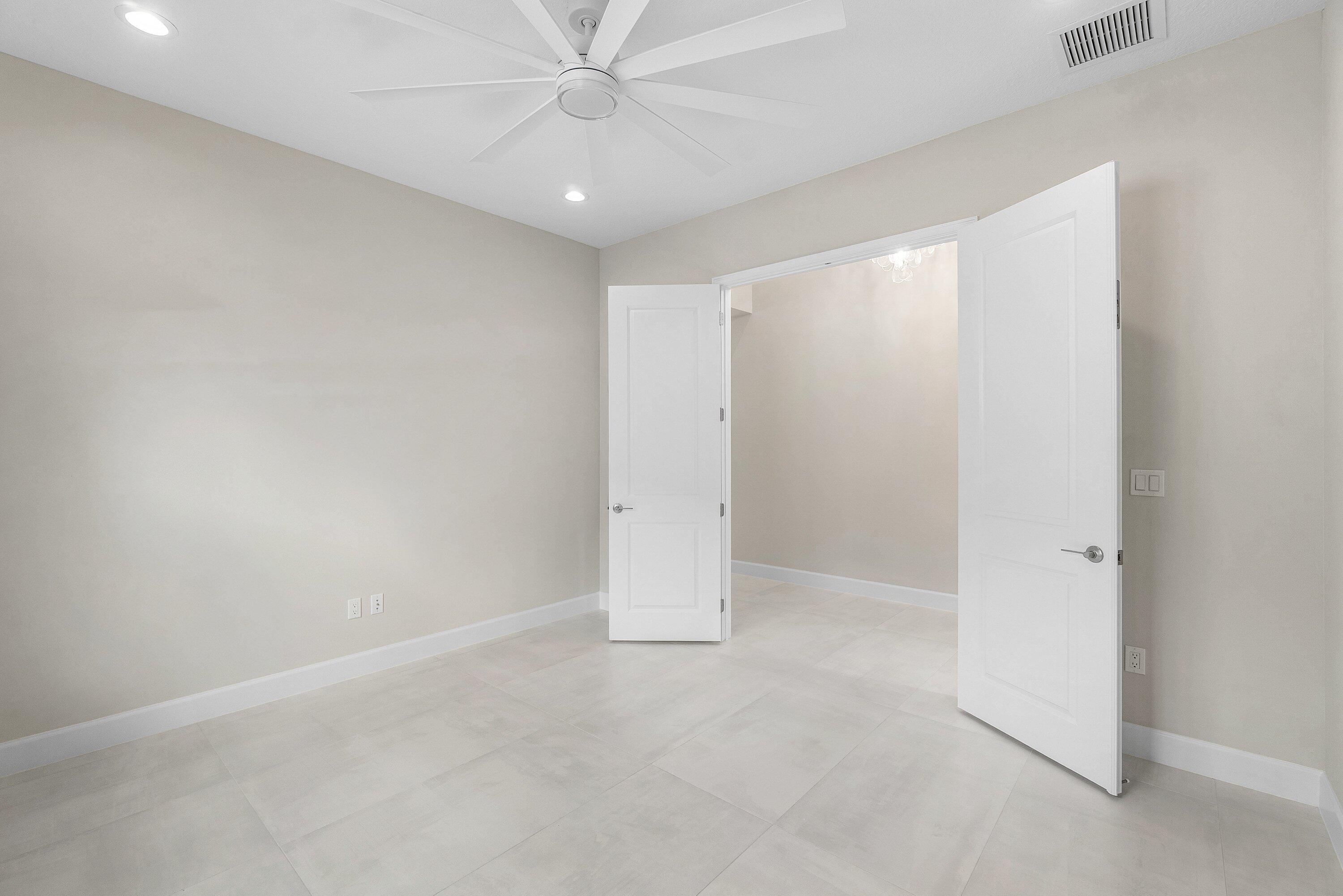 9123 Red Robin Lane Property Photo 20