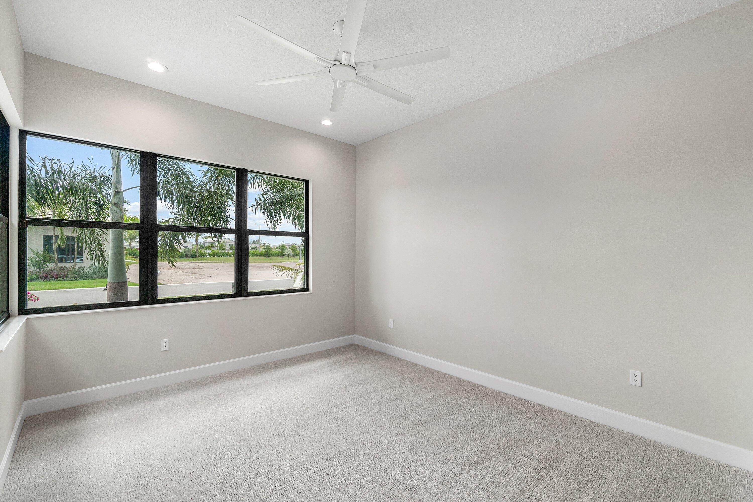 9123 Red Robin Lane Property Photo 21