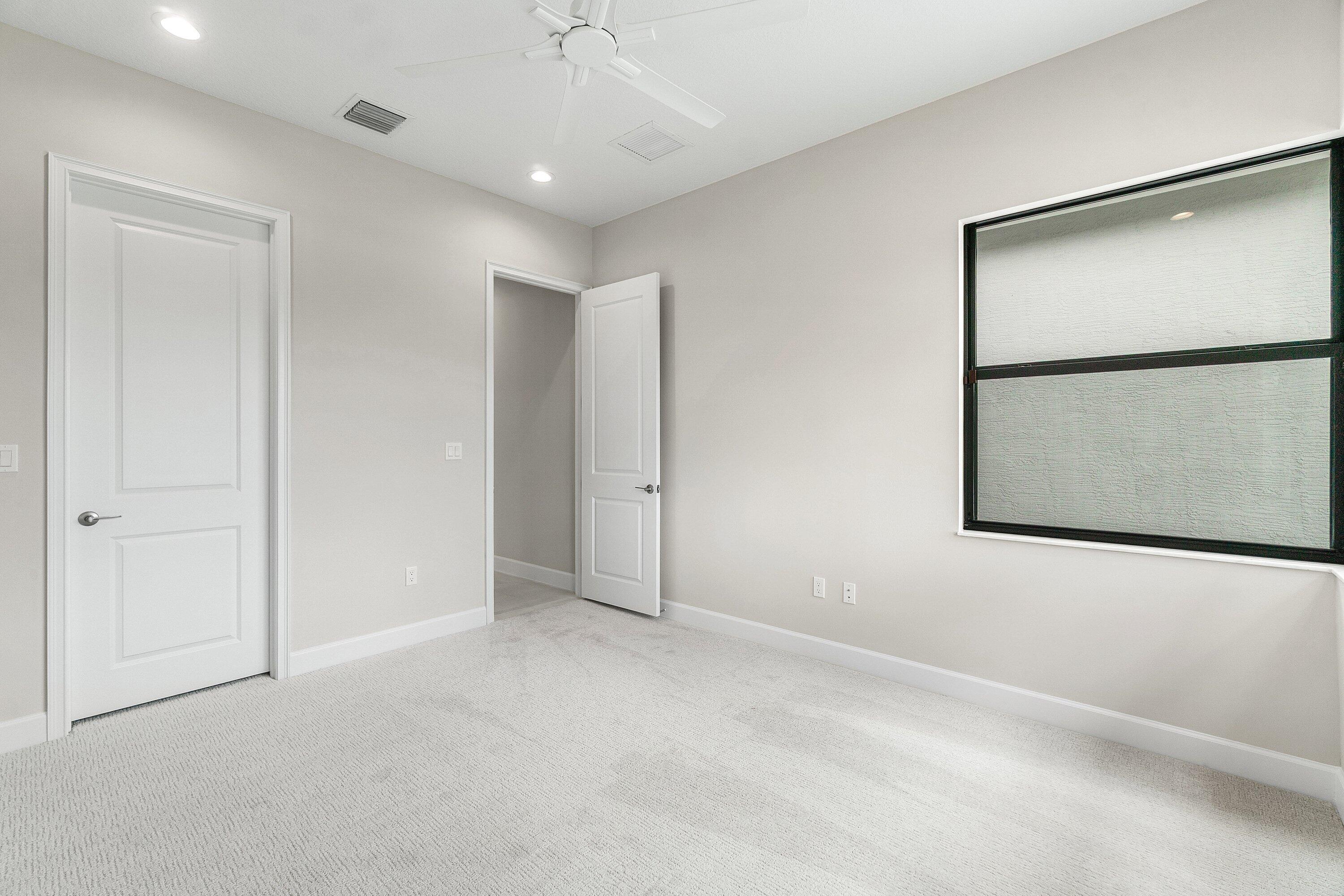 9123 Red Robin Lane Property Photo 22