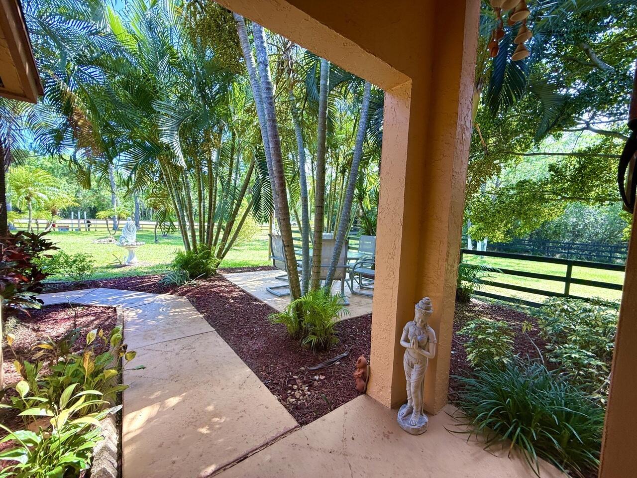 14765 Northlake Boulevard Property Photo 14