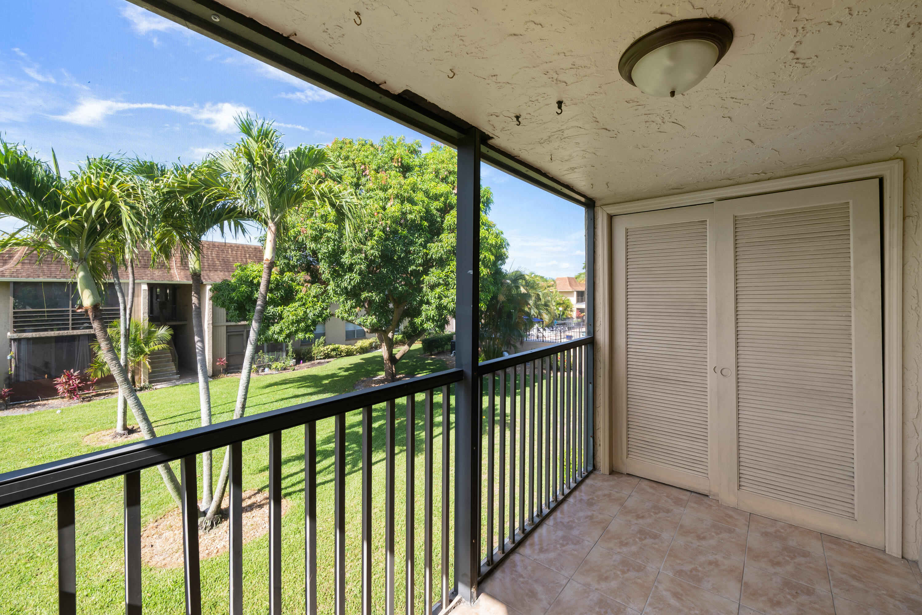 1231 Nw 13th Street 470f Property Photo 5