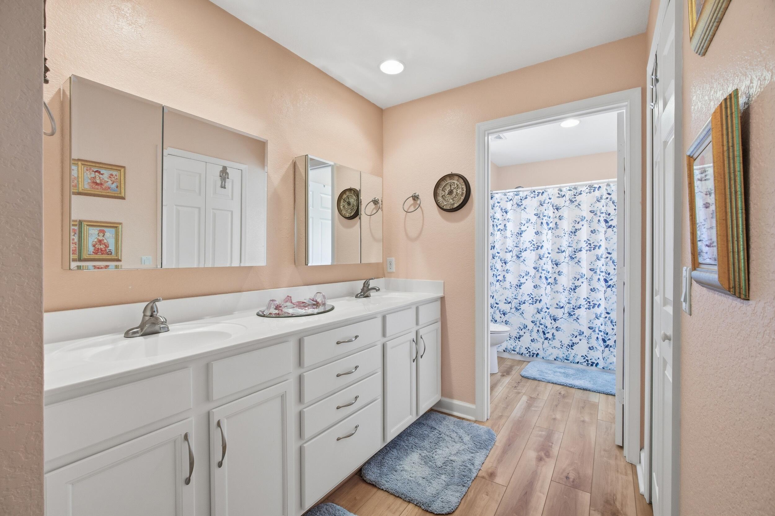 72 Mediterranean Boulevard E Property Photo 6