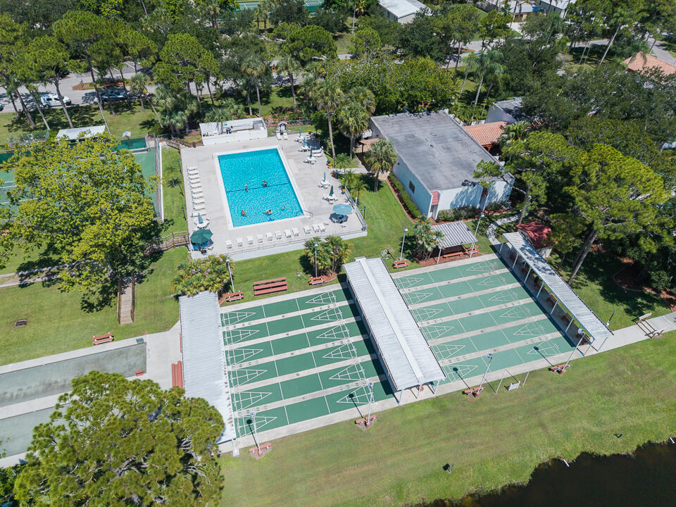 72 Mediterranean Boulevard E Property Photo 18