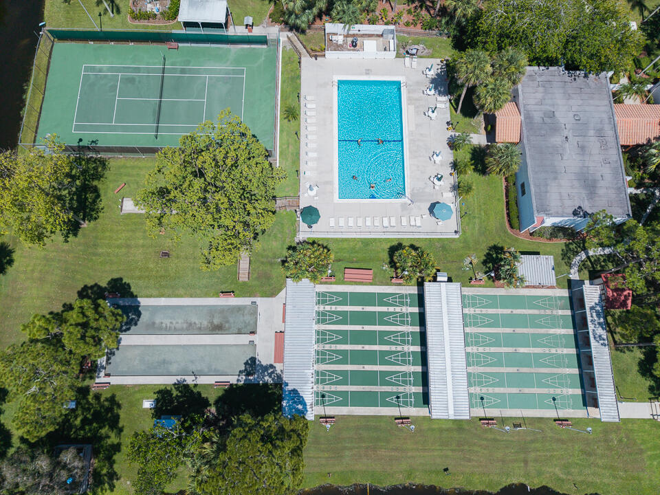 72 Mediterranean Boulevard E Property Photo 20