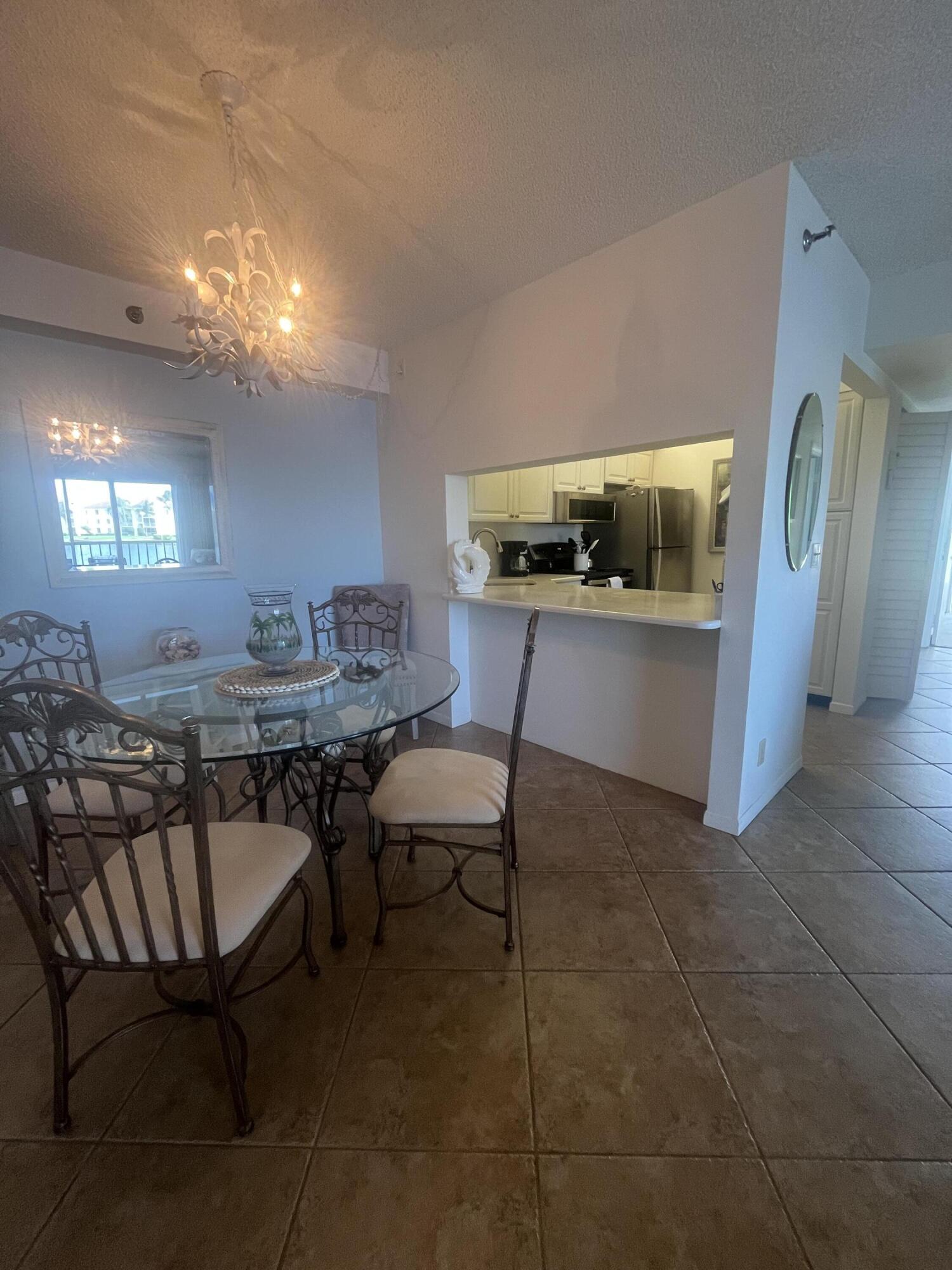 4436 Ne Ocean Boulevard E2 Property Photo 3