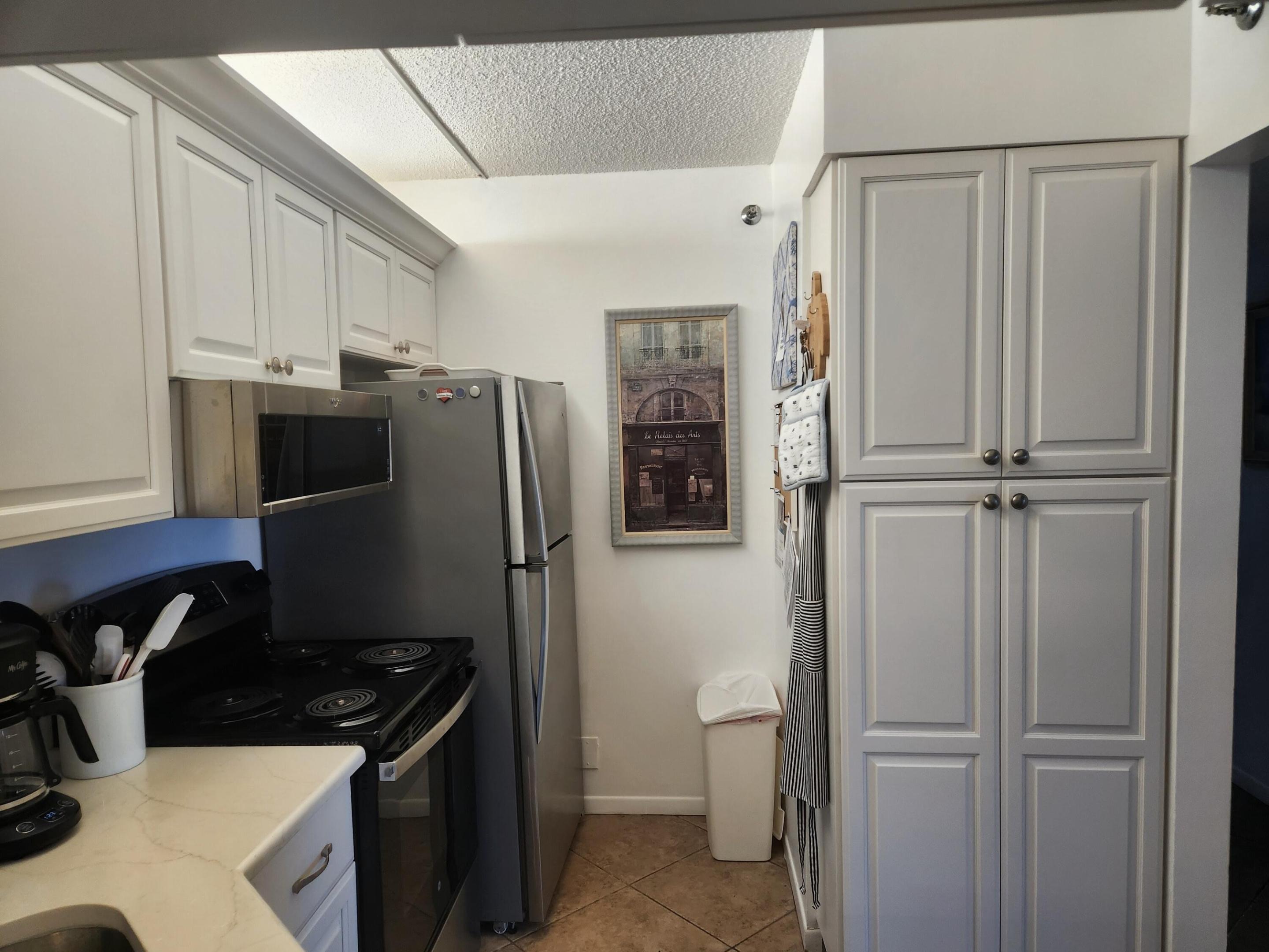 4436 Ne Ocean Boulevard E2 Property Photo 4
