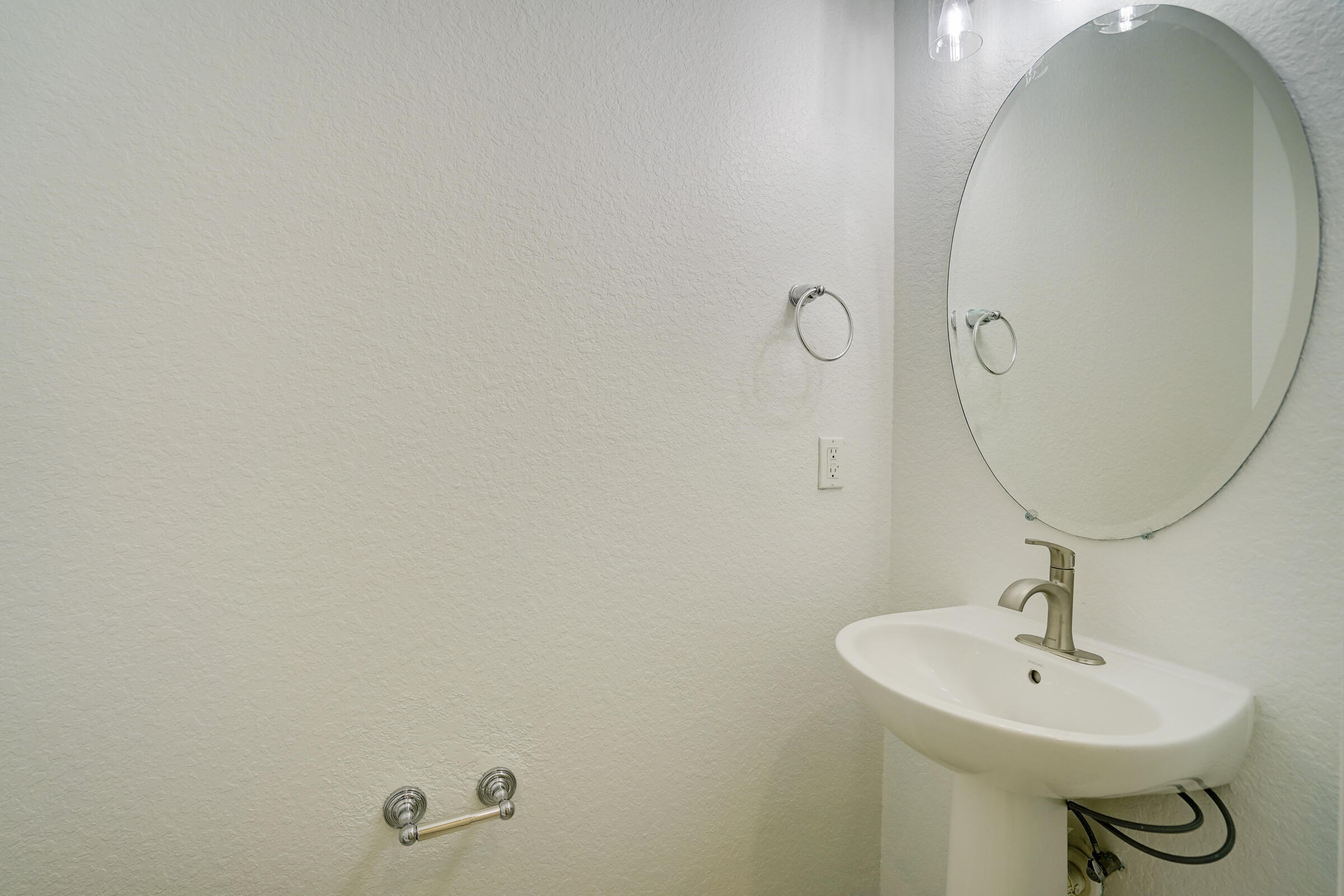 B26040966 Property Photo 6