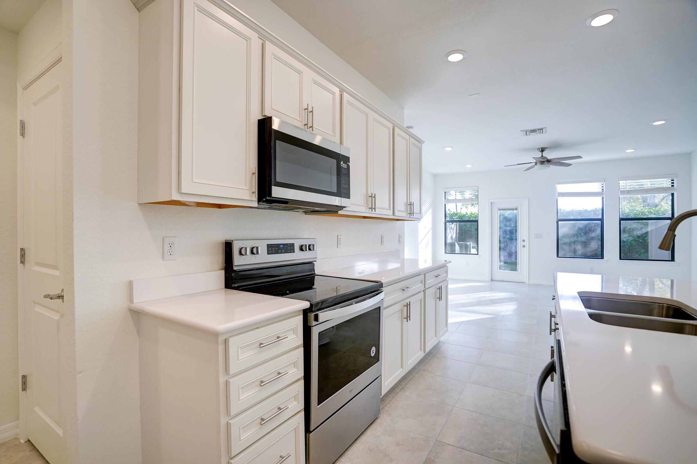 B26040966 Property Photo 10
